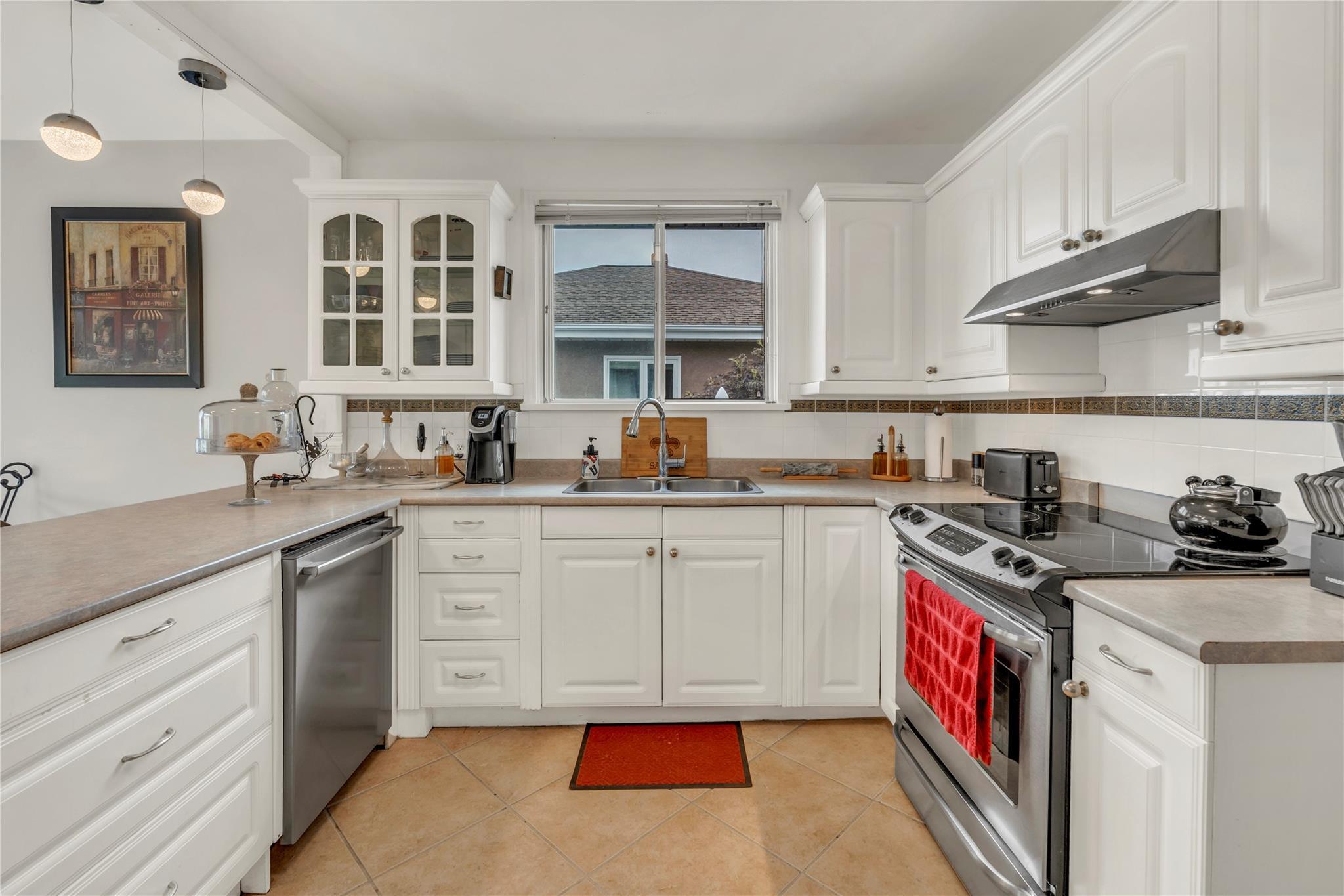 634 Latimer Street Penticton V2A 5R6