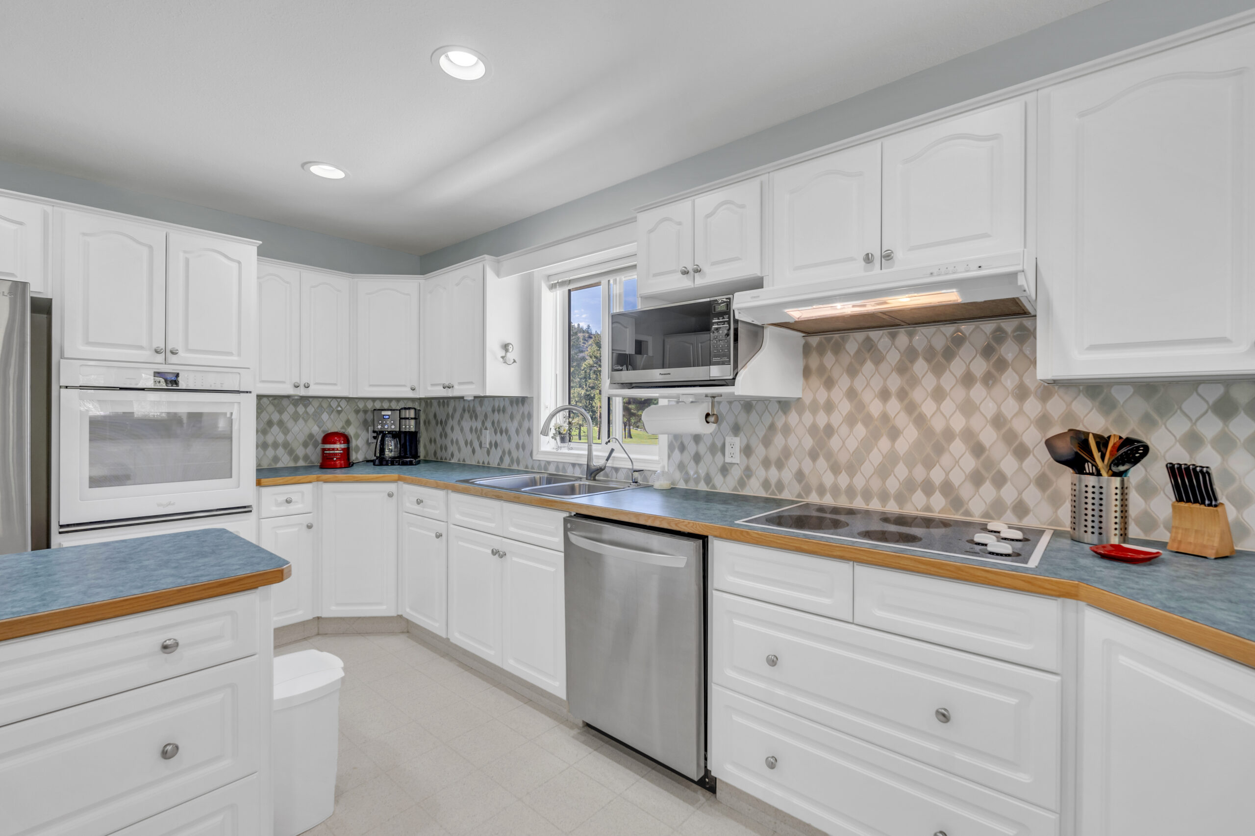 202 Range Road Kaleden V0H 1K0