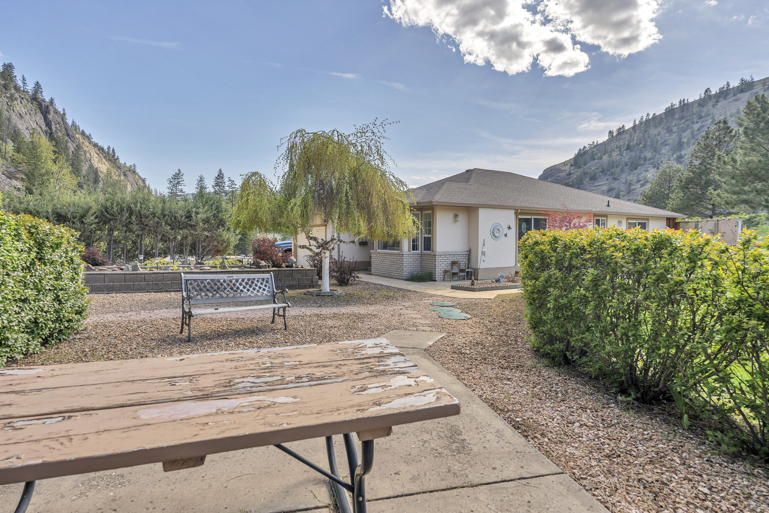 202 Range Road Kaleden V0H 1K0