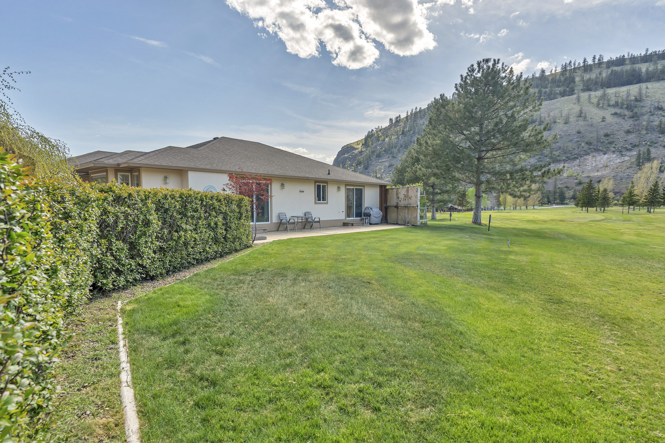 202 Range Road Kaleden V0H 1K0