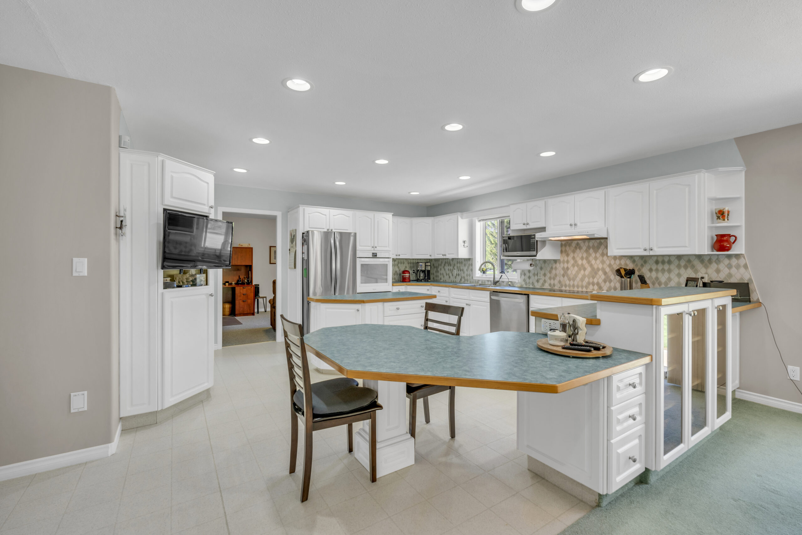 202 Range Road Kaleden V0H 1K0