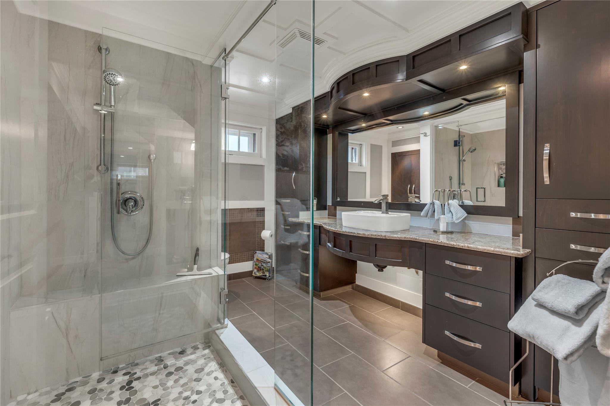 2301 Tait Street Summerland V0H 1Z4