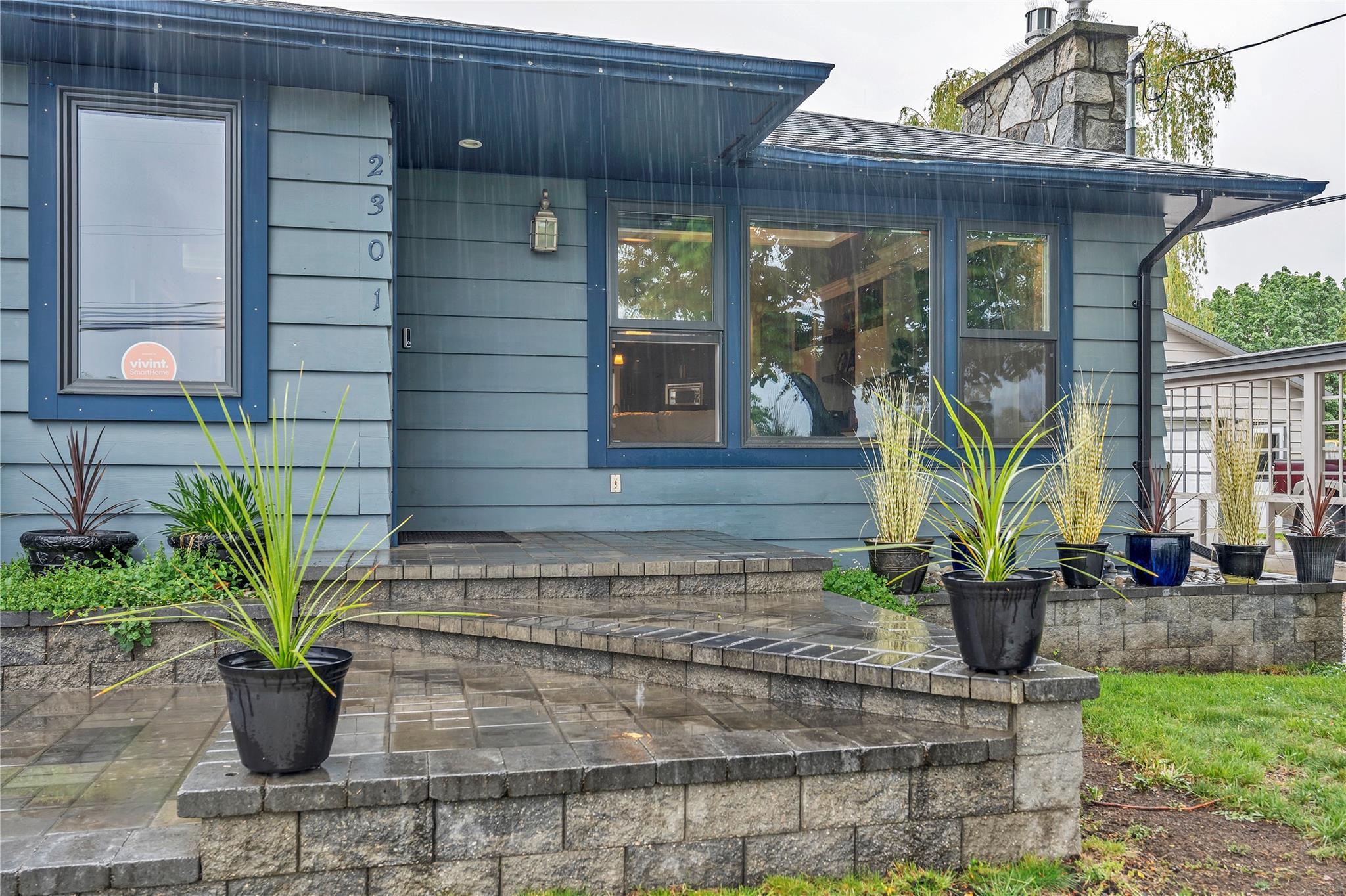 2301 Tait Street Summerland V0H 1Z4