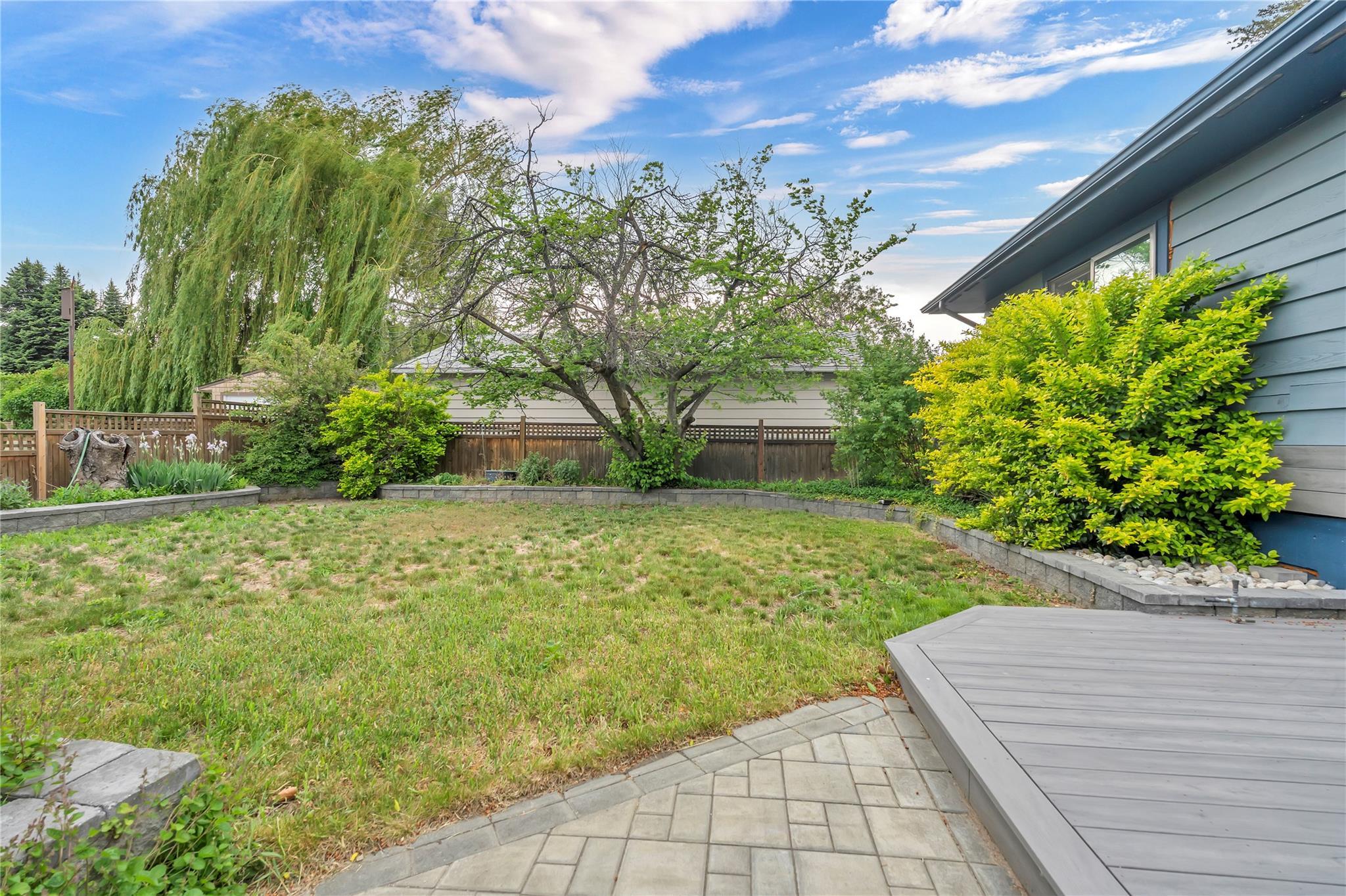 2301 Tait Street Summerland V0H 1Z4