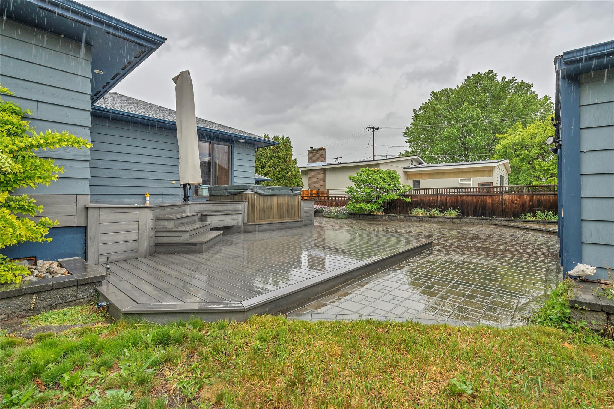2301 Tait Street Summerland V0H 1Z4