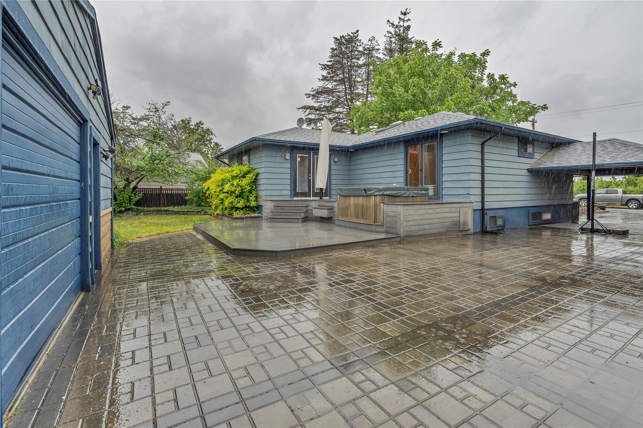 2301 Tait Street Summerland V0H 1Z4