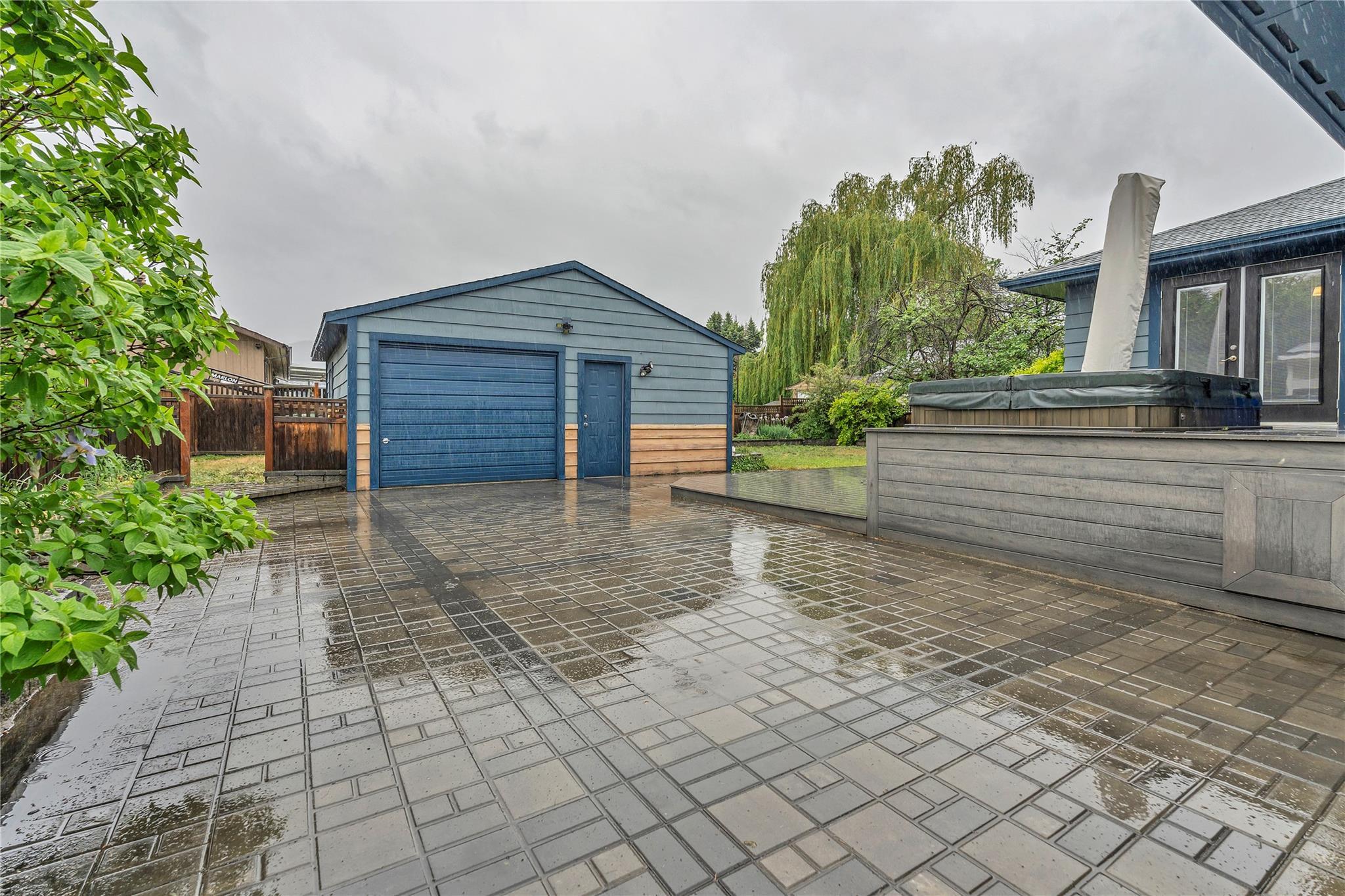 2301 Tait Street Summerland V0H 1Z4