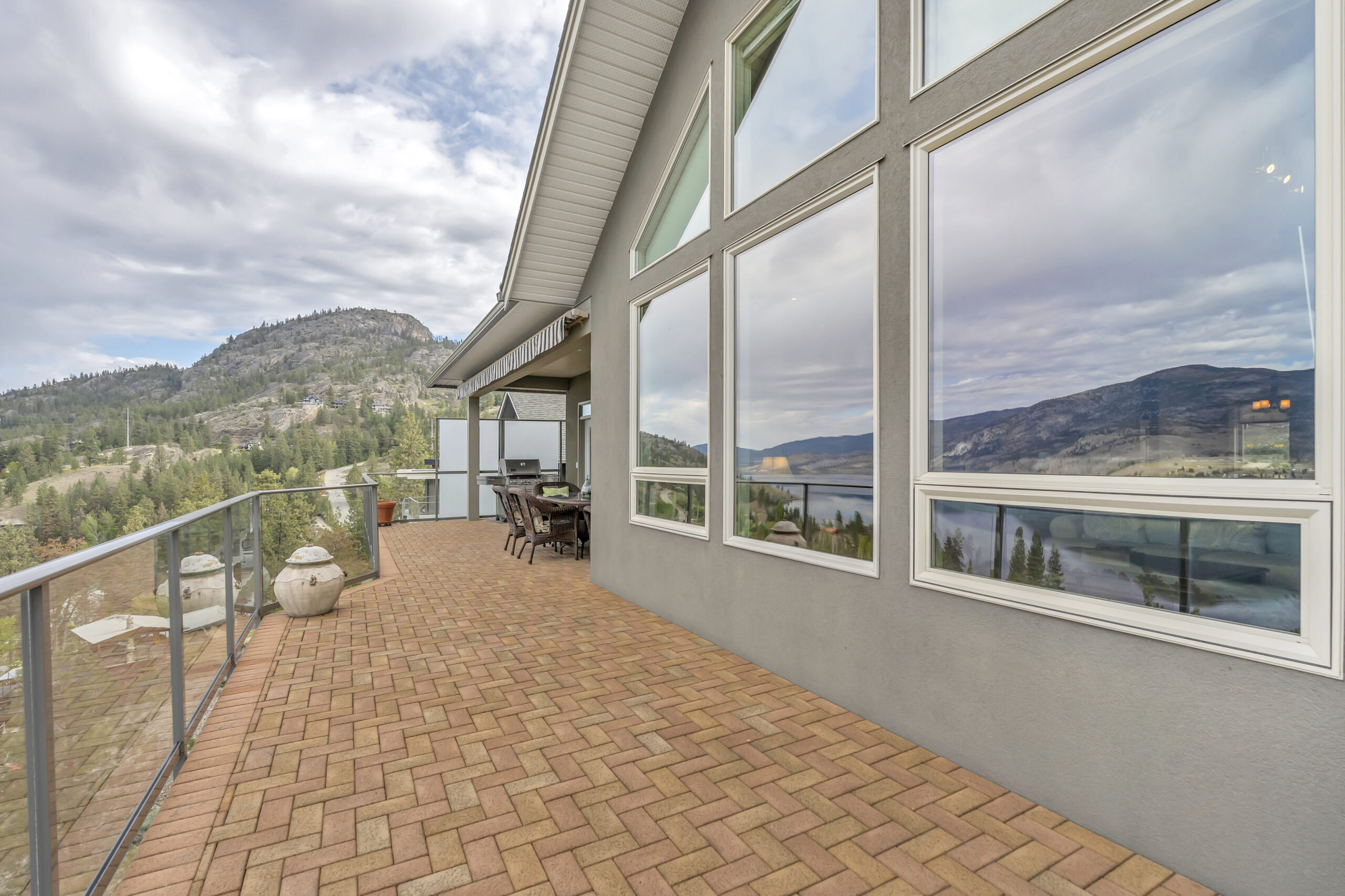 166 Vintage Boulevard Okanagan Falls V0H 1R3