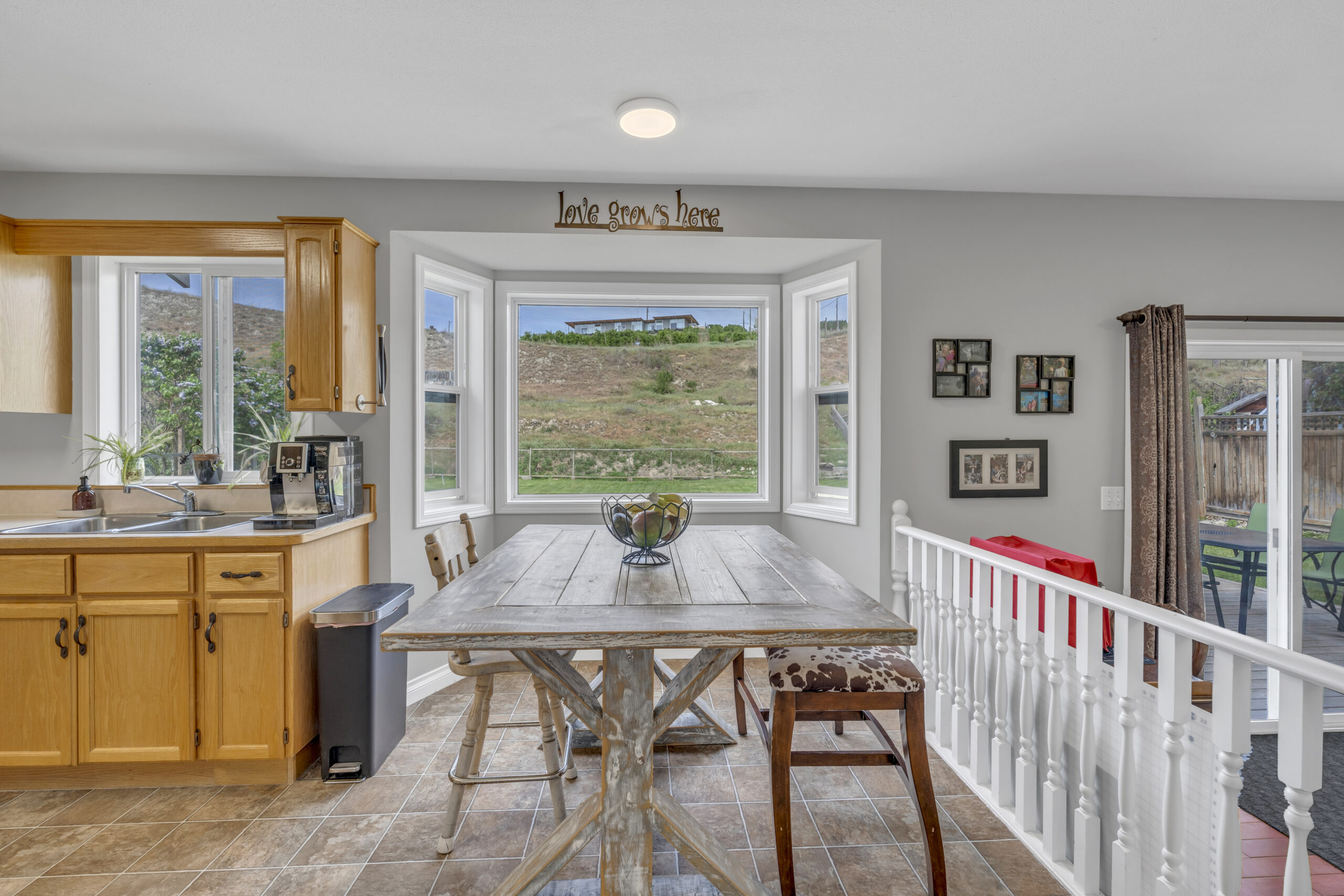 755 Wiseman Place Naramata V0H 1N1