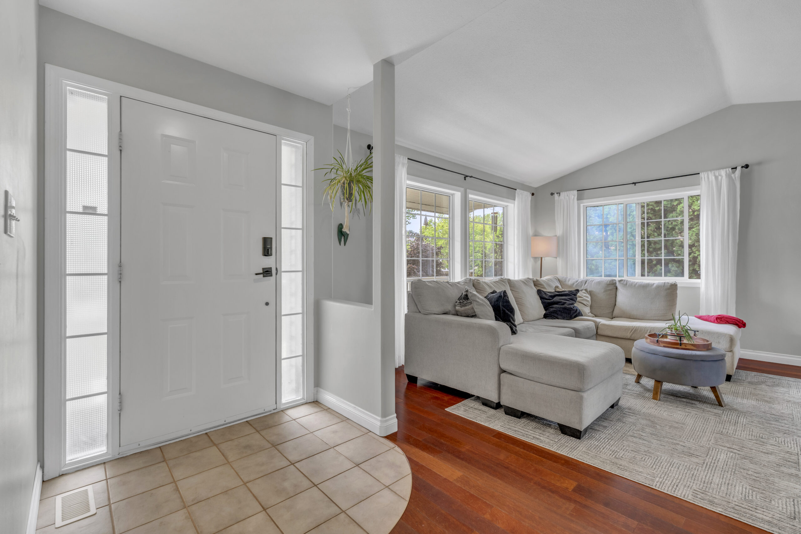 755 Wiseman Place Naramata V0H 1N1