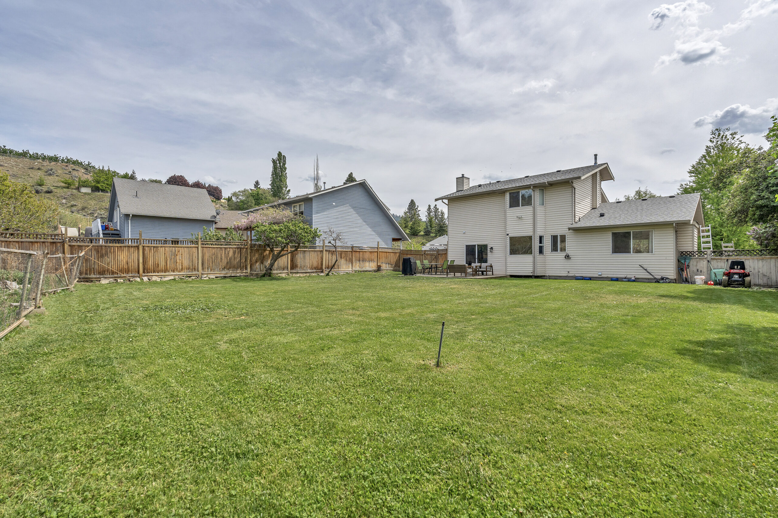 755 Wiseman Place Naramata V0H 1N1