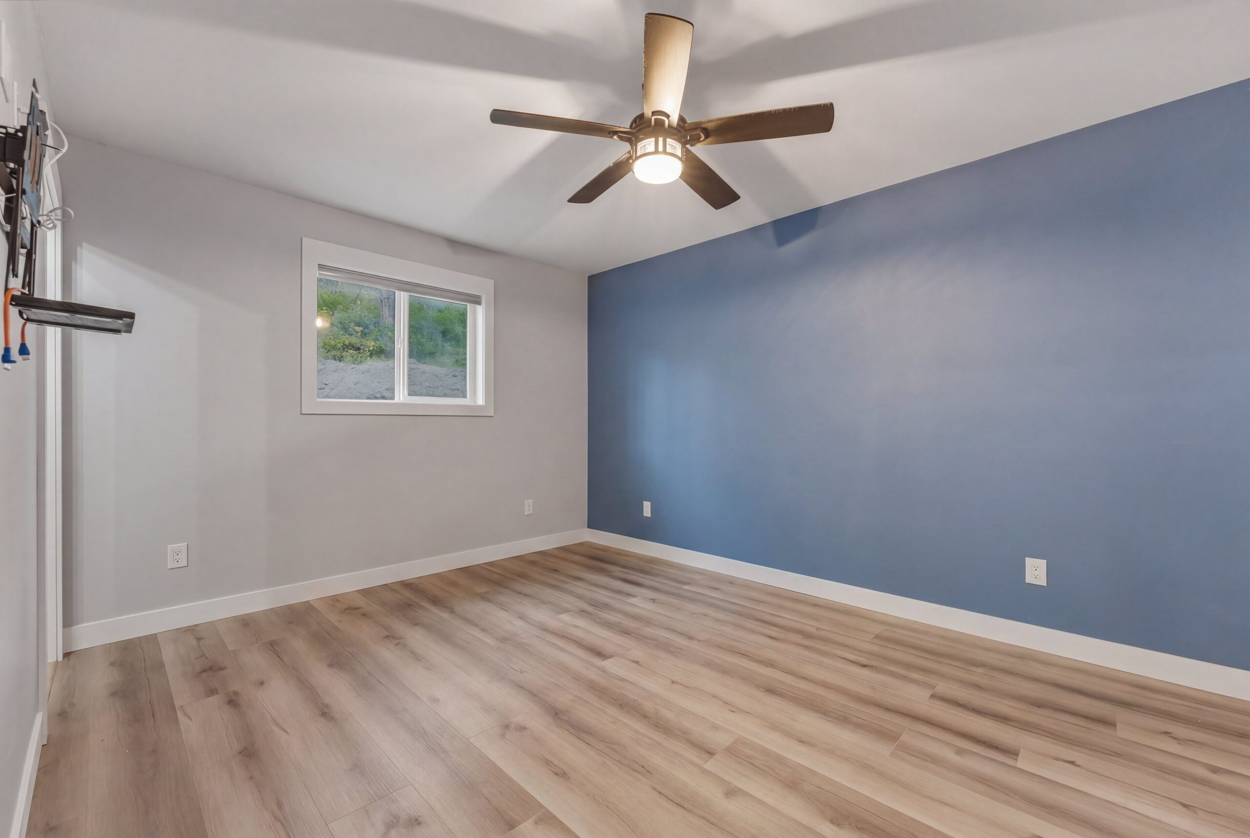 784 Wood Road Kelowna V1Z 3V6
