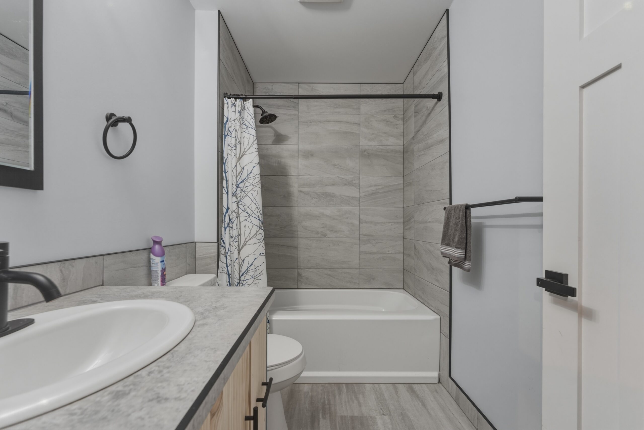 784 Wood Road Kelowna V1Z 3V6