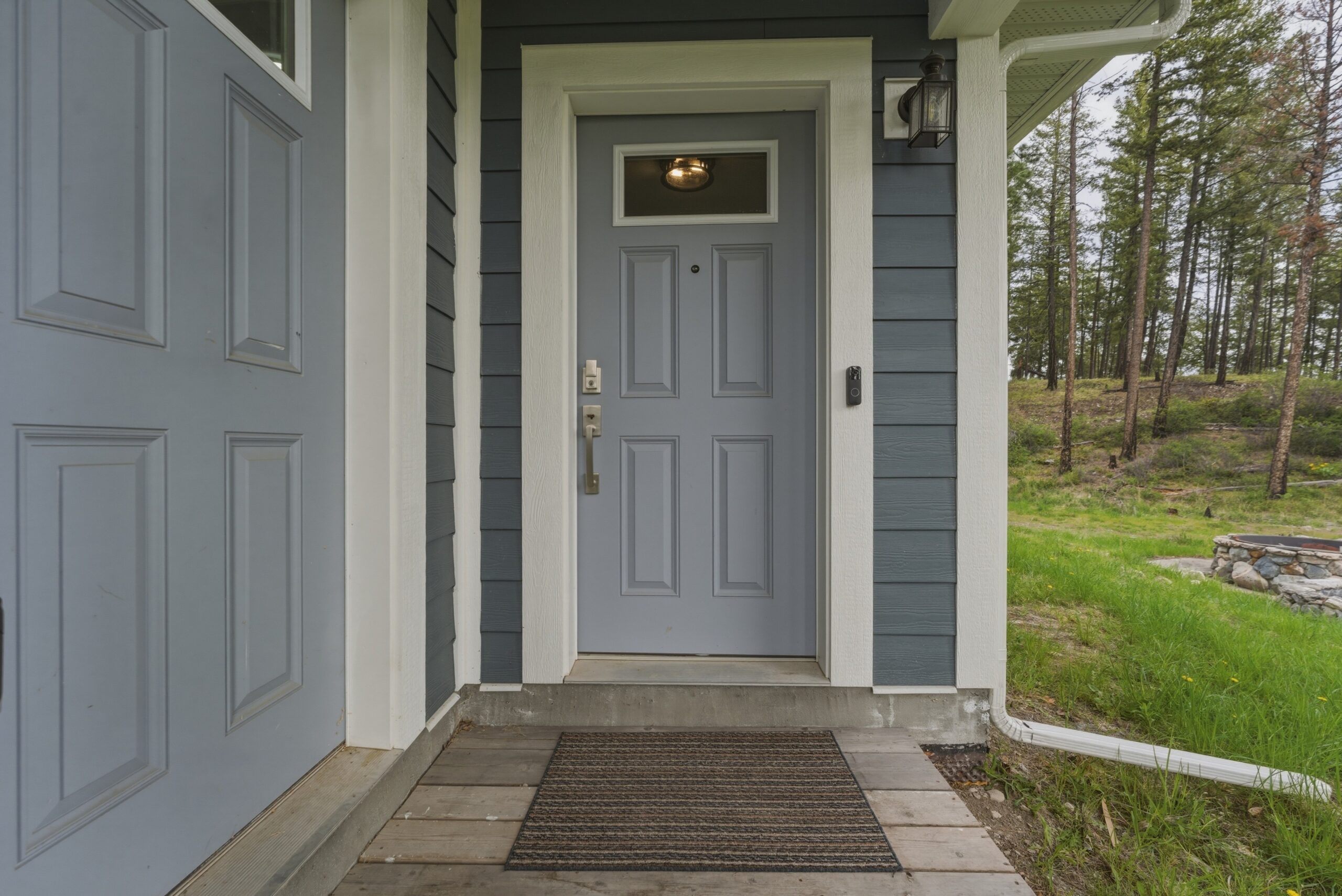 784 Wood Road Kelowna V1Z 3V6