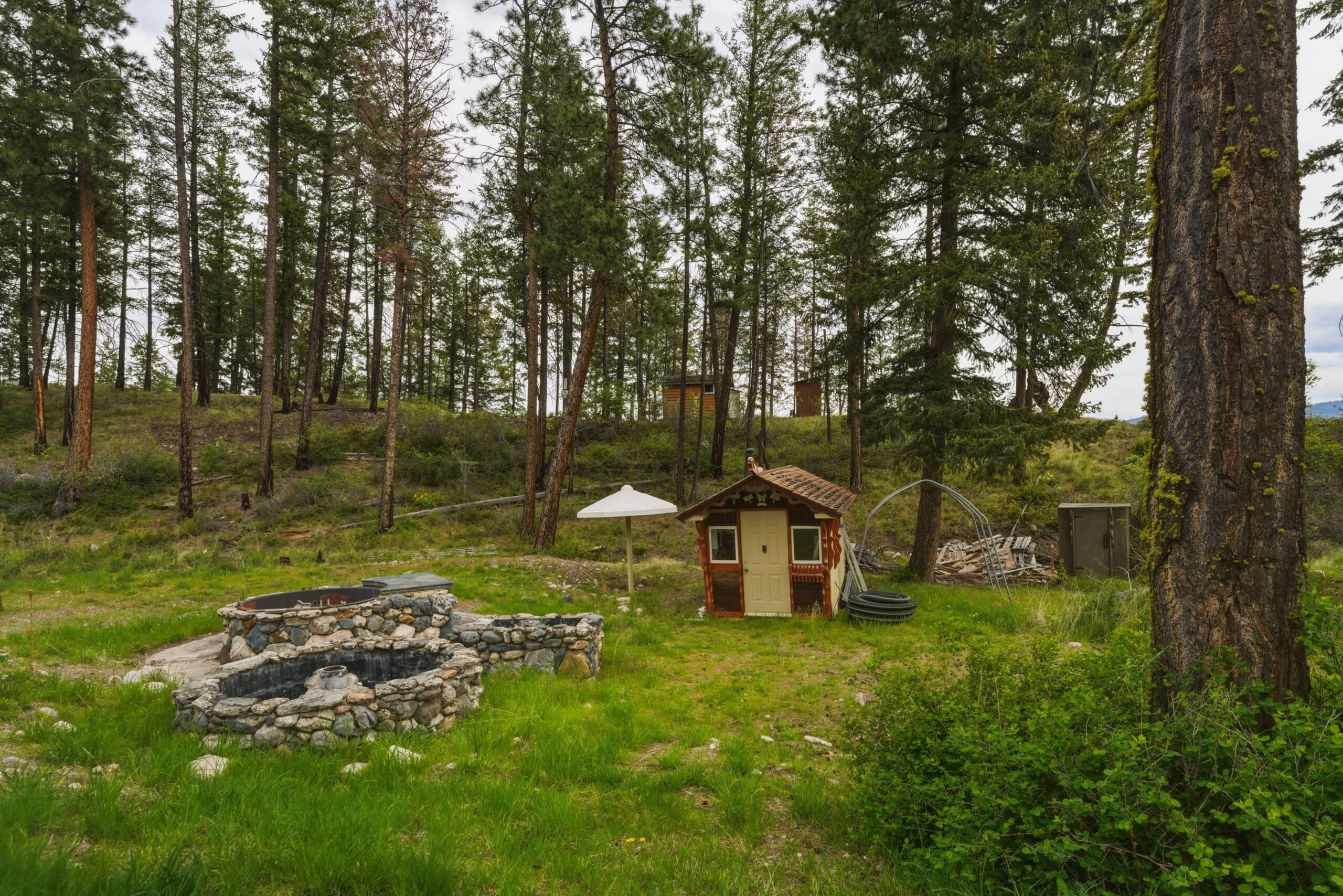 784 Wood Road Kelowna V1Z 3V6