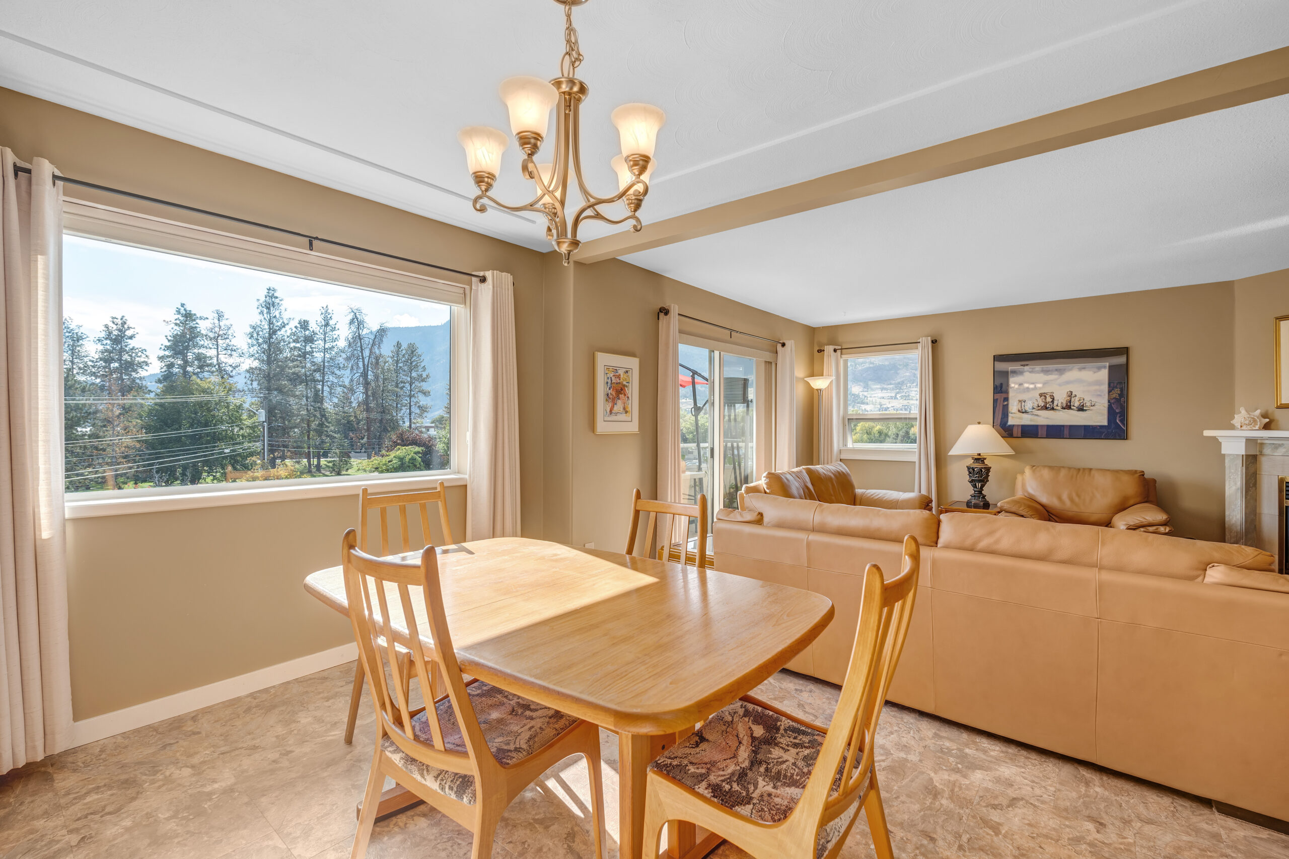 3595 Skaha Lake Road 303 Penticton V2A 7K2