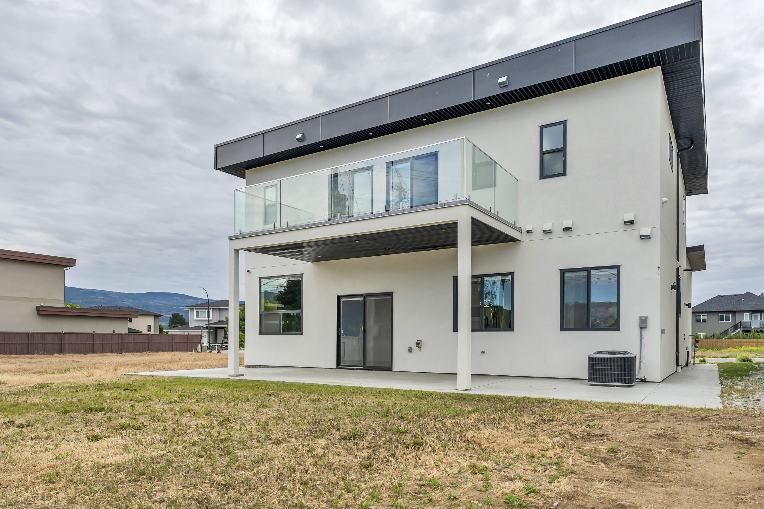 1720 Treffry Place Summerland V0H 1Z5