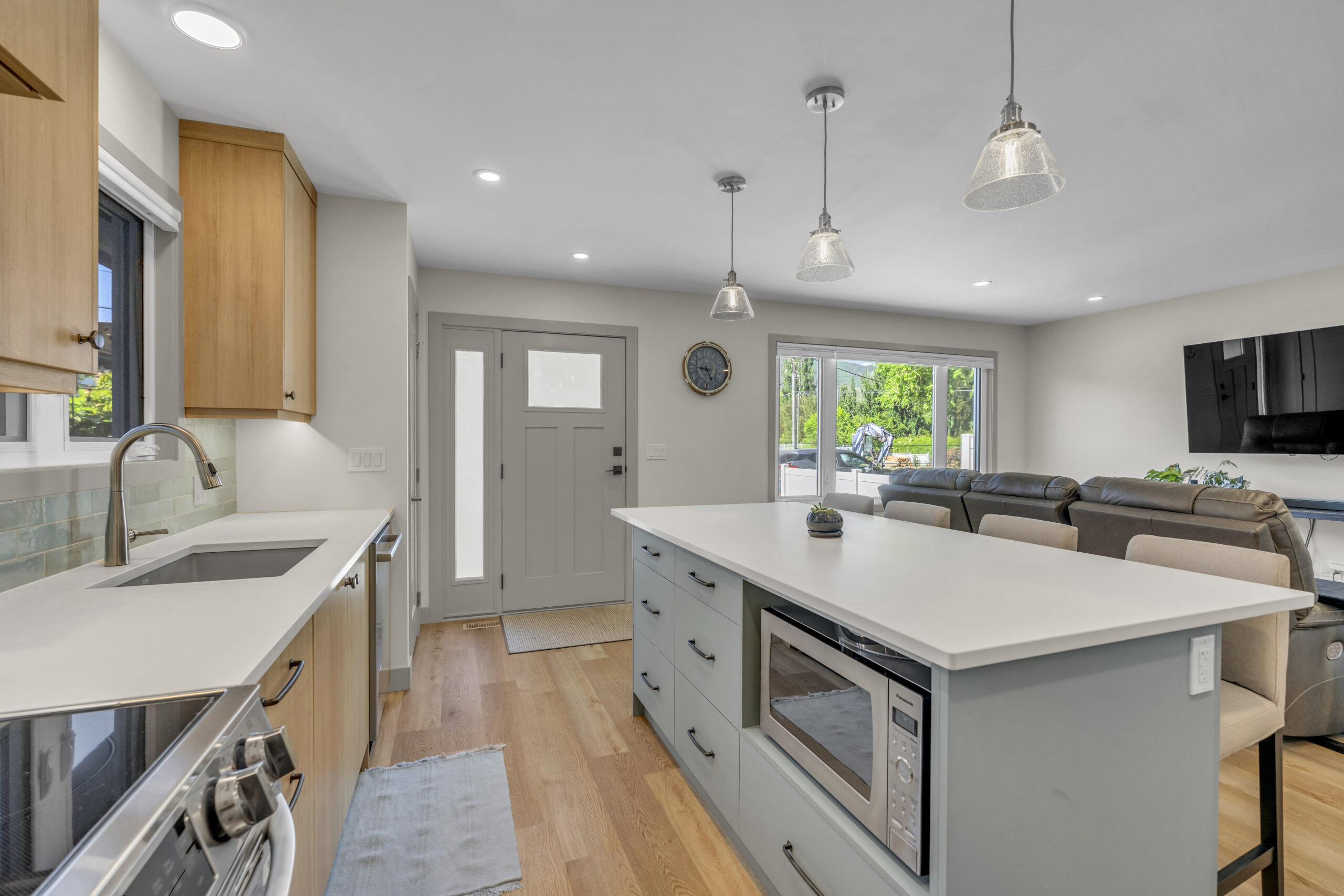 787 Kamloops Avenue Penticton V2A 2J3