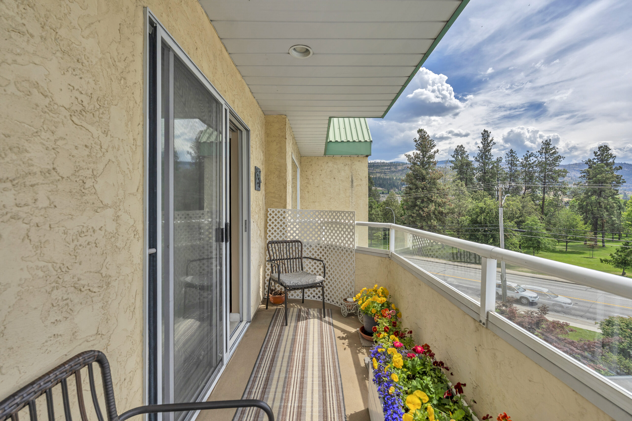 3595 Skaha Lake Road 303 Penticton V2A 7K2