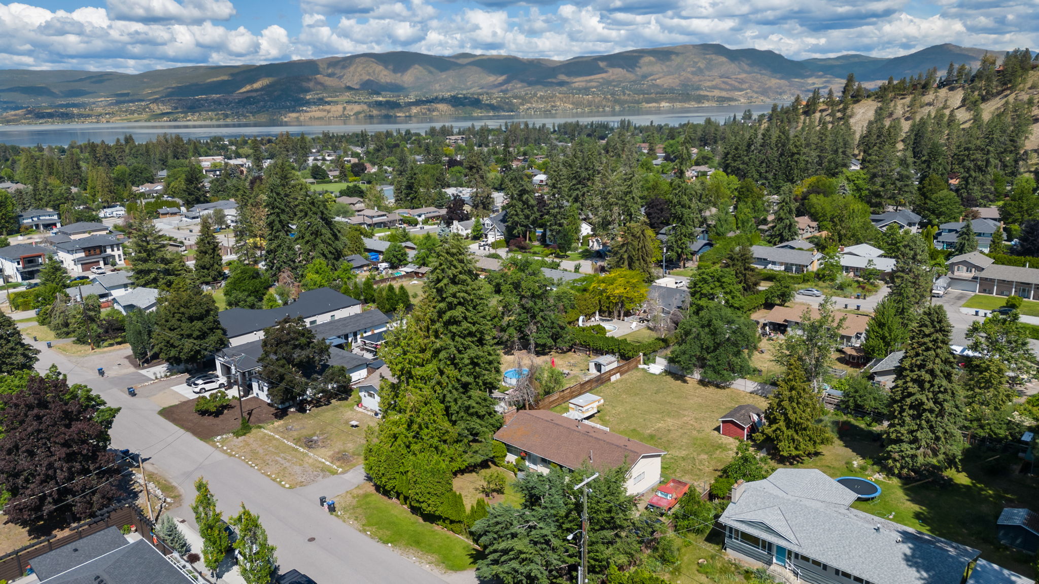844 Hubbard Road Kelowna V1W 1N4