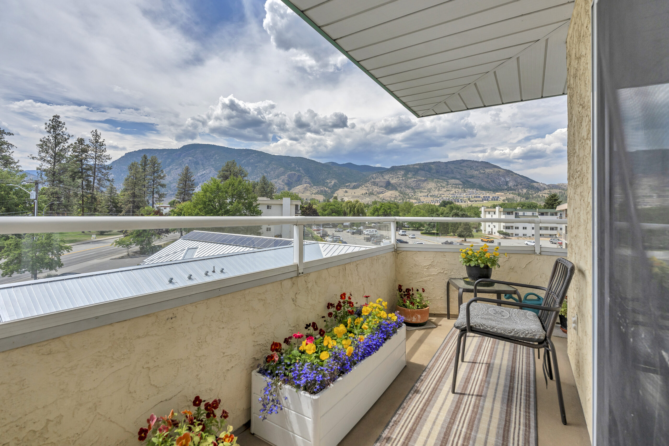 3595 Skaha Lake Road 303 Penticton V2A 7K2