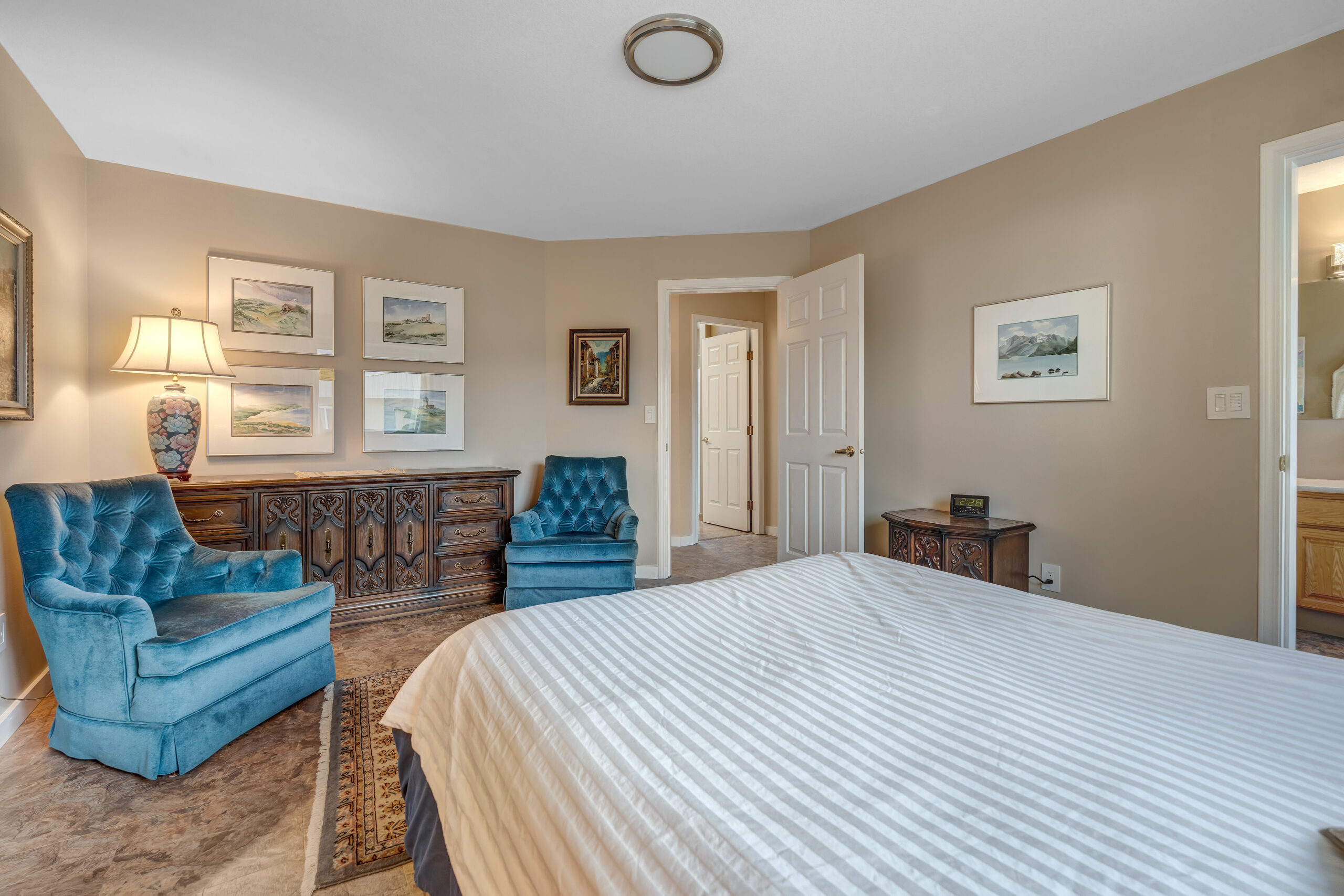 3595 Skaha Lake Road 303 Penticton V2A 7K2