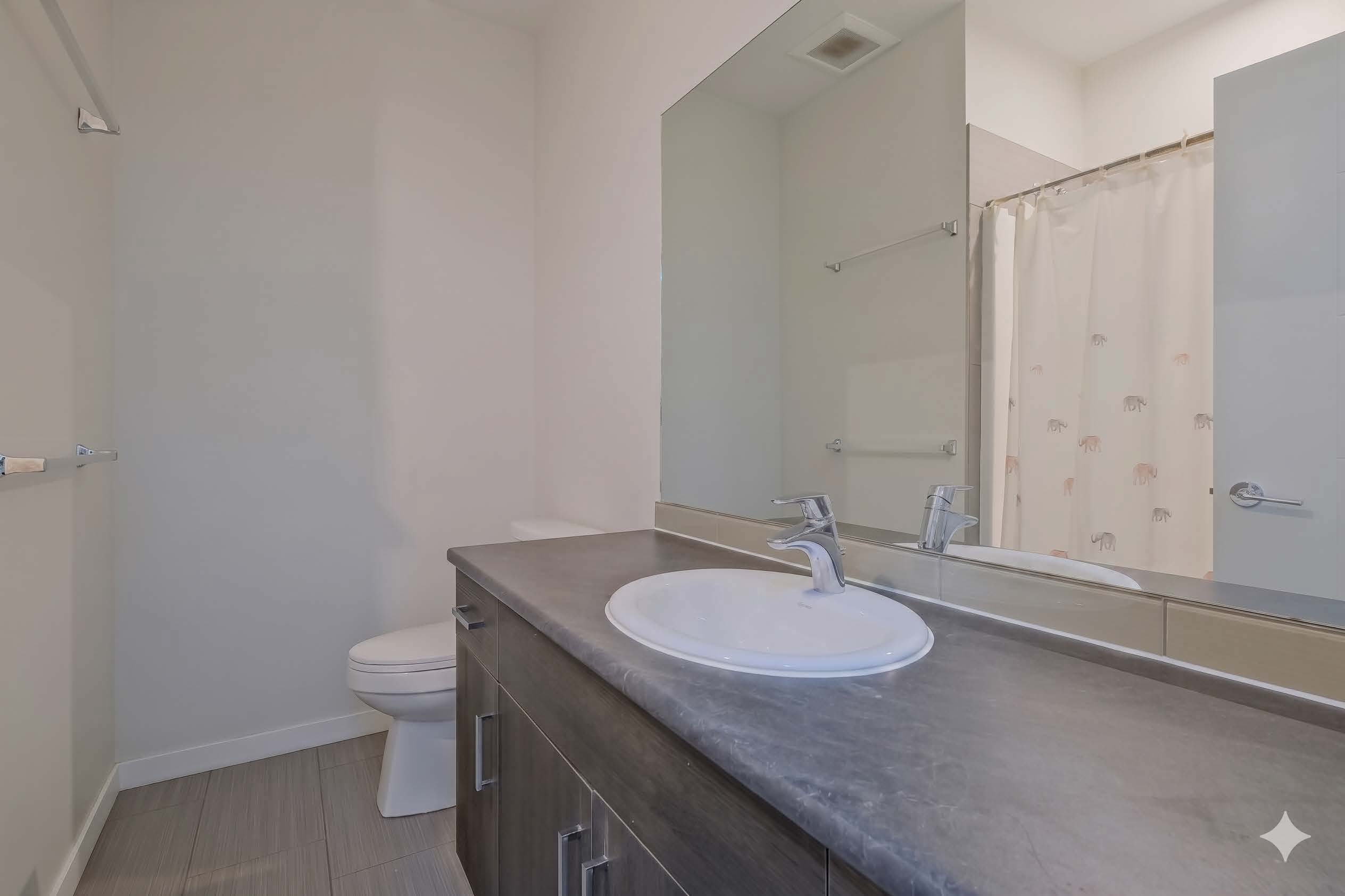 424 Braid Street 102 Penticton V2A 4Y2