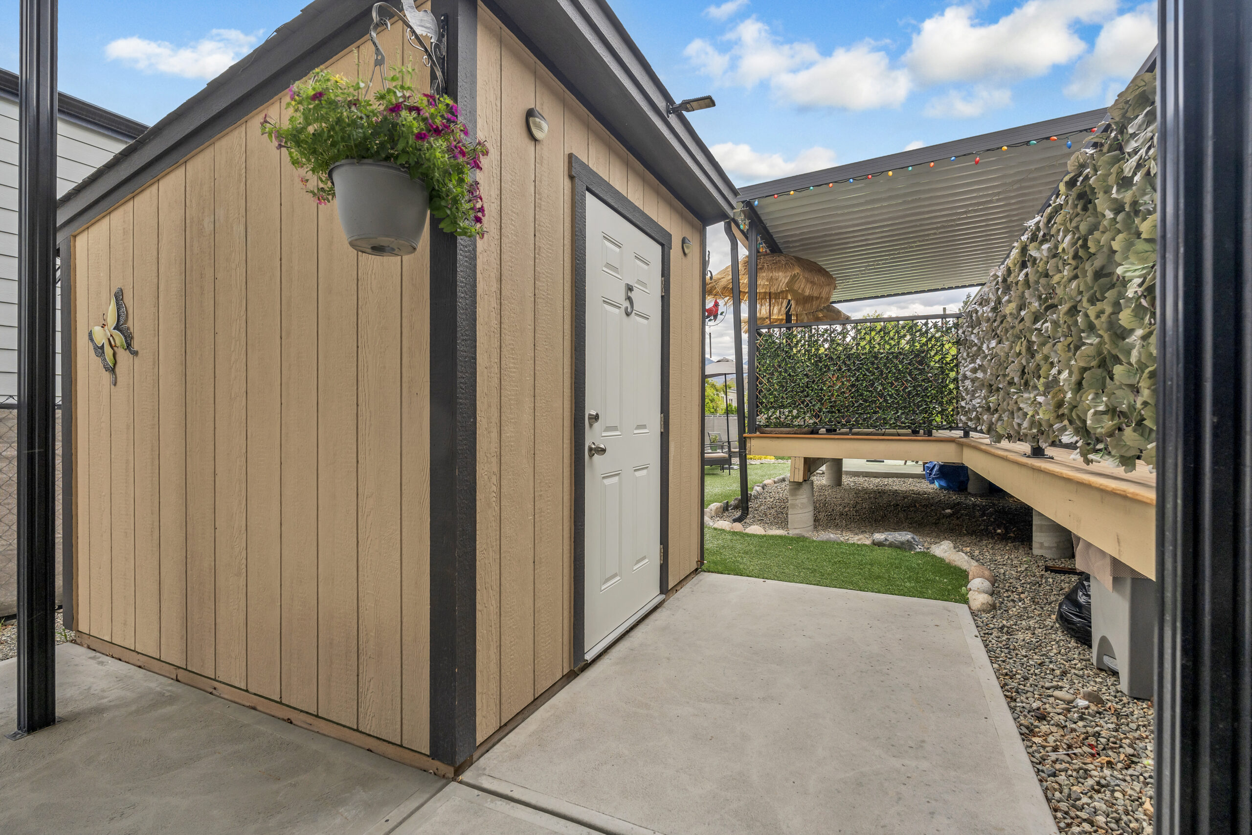 1118 Middle Bench Road 5 Keremeos V0X 1N2