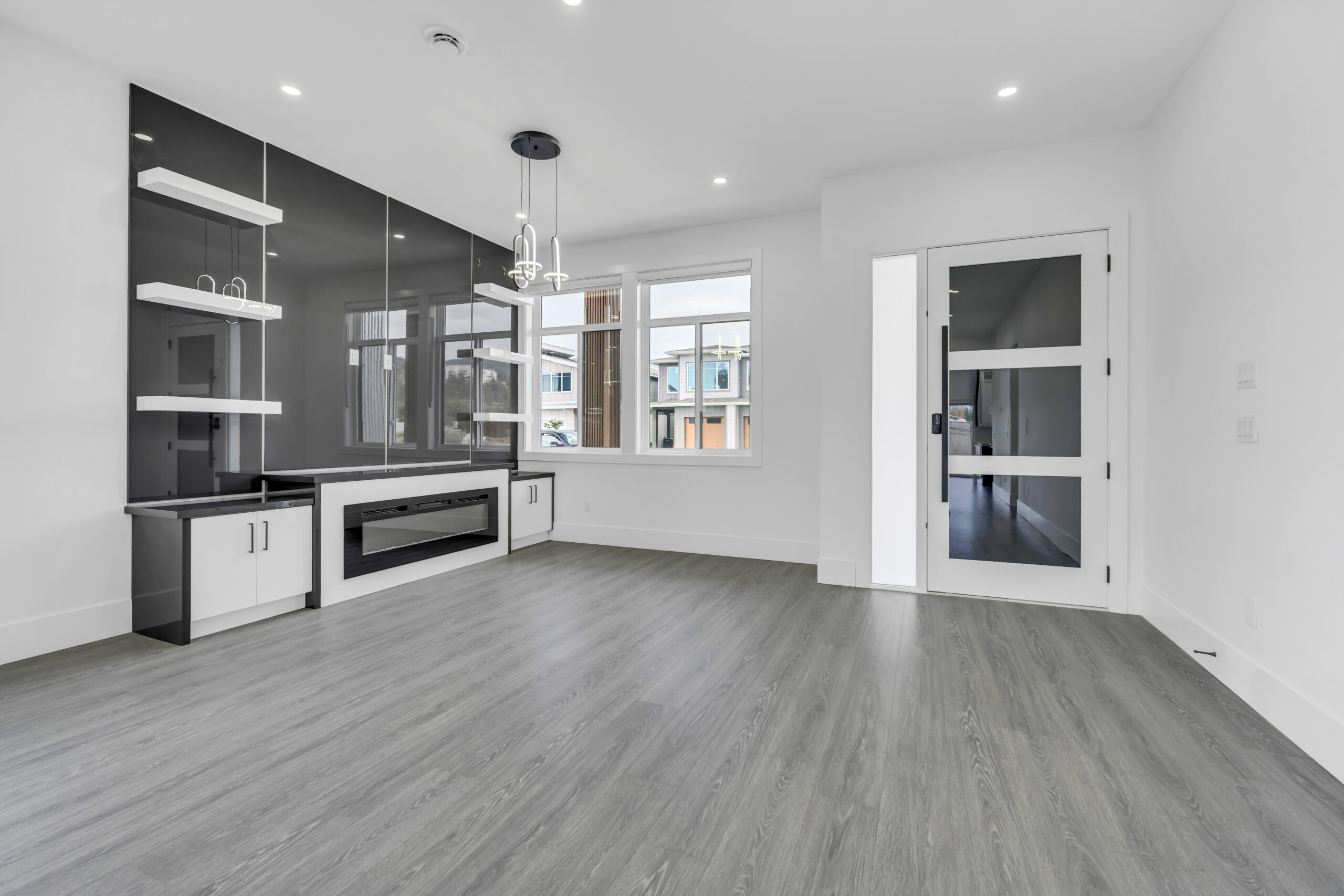 1720 Treffry Place Summerland V0H 1Z5