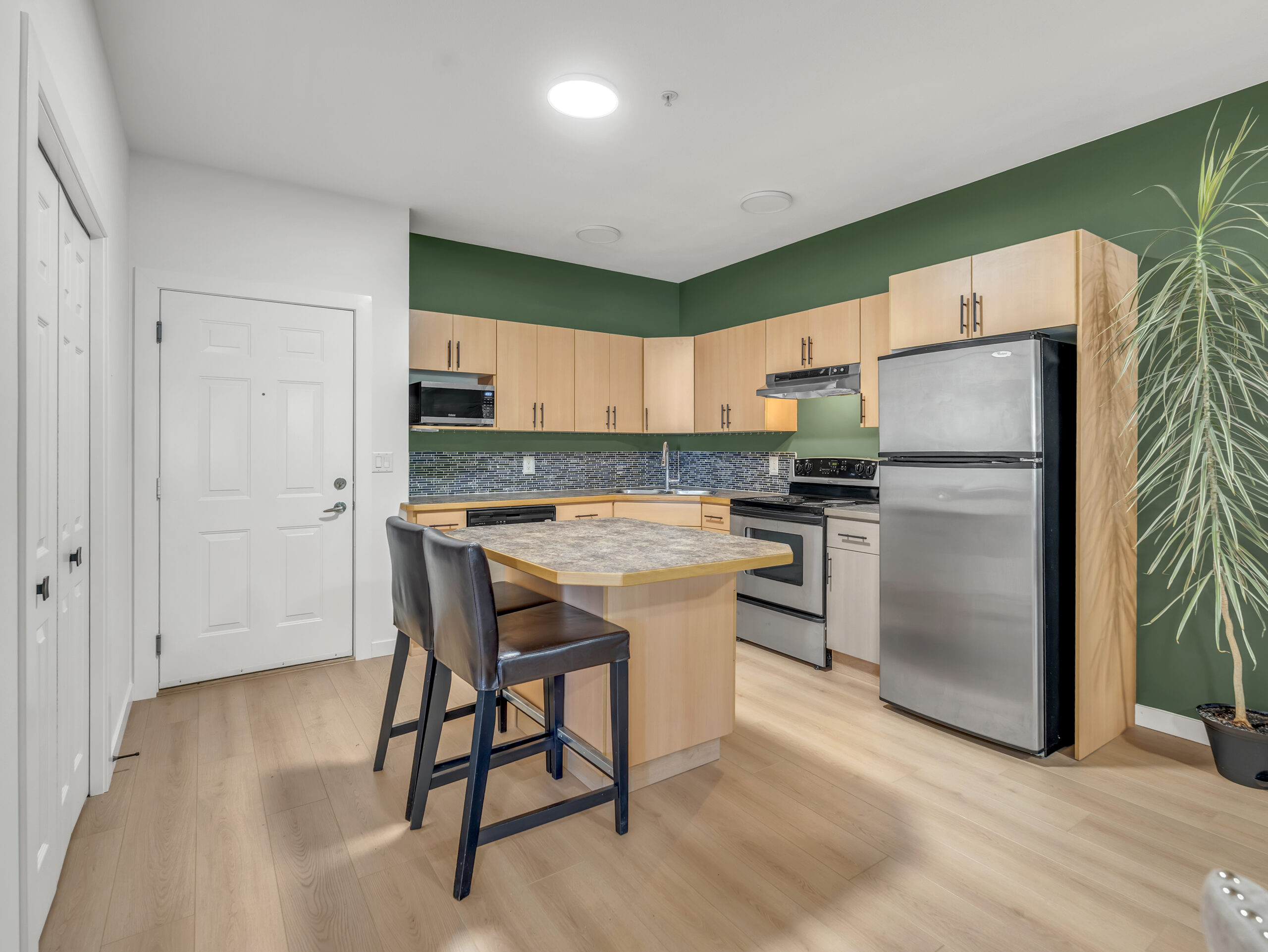 857 Fairview Road 101 Penticton V2A 5Y7