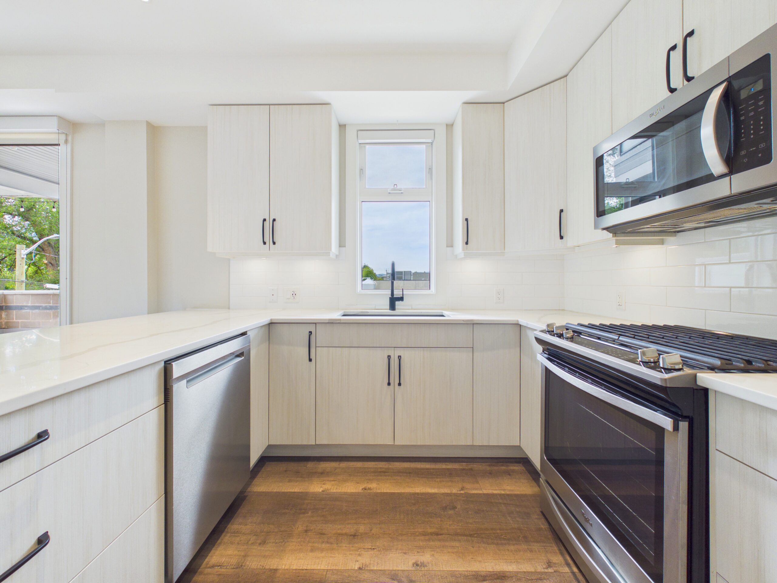 110 Ellis Street 308 Penticton V2A 4L5