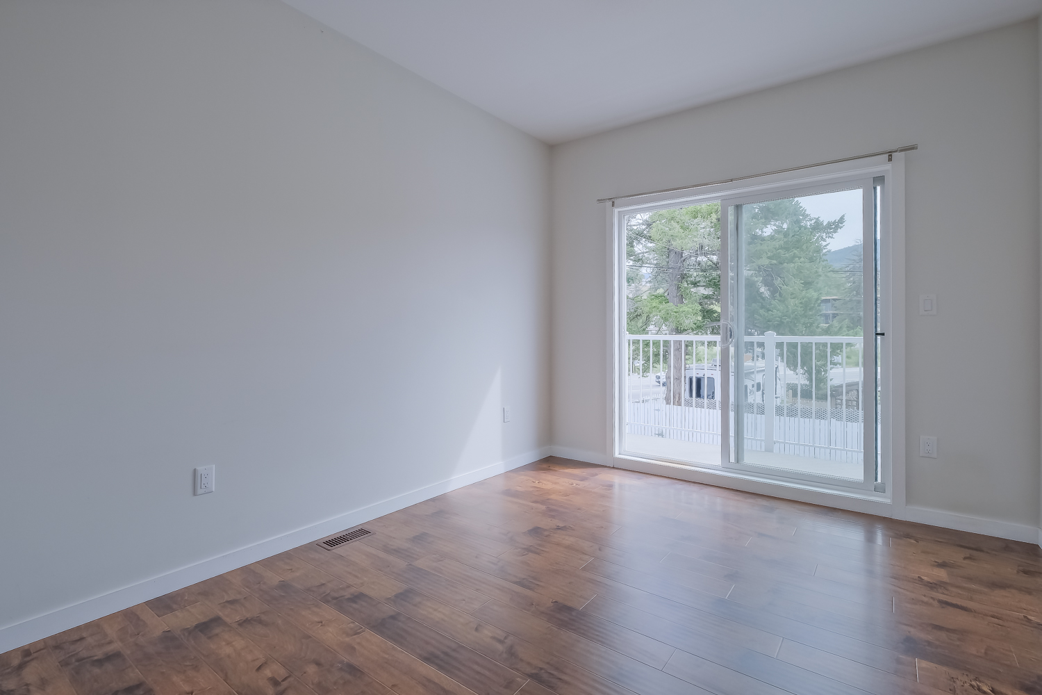 424 Braid Street 102 Penticton V2A 4Y2
