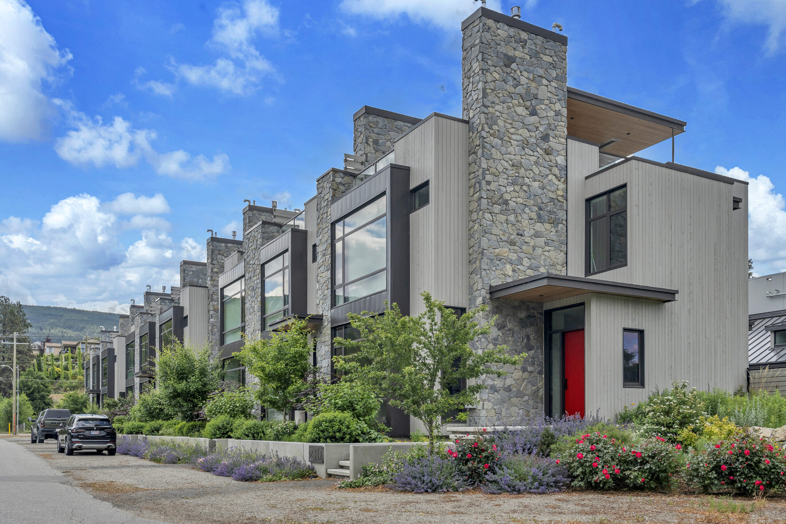 210 Anna Avenue Naramata V0H 1N1