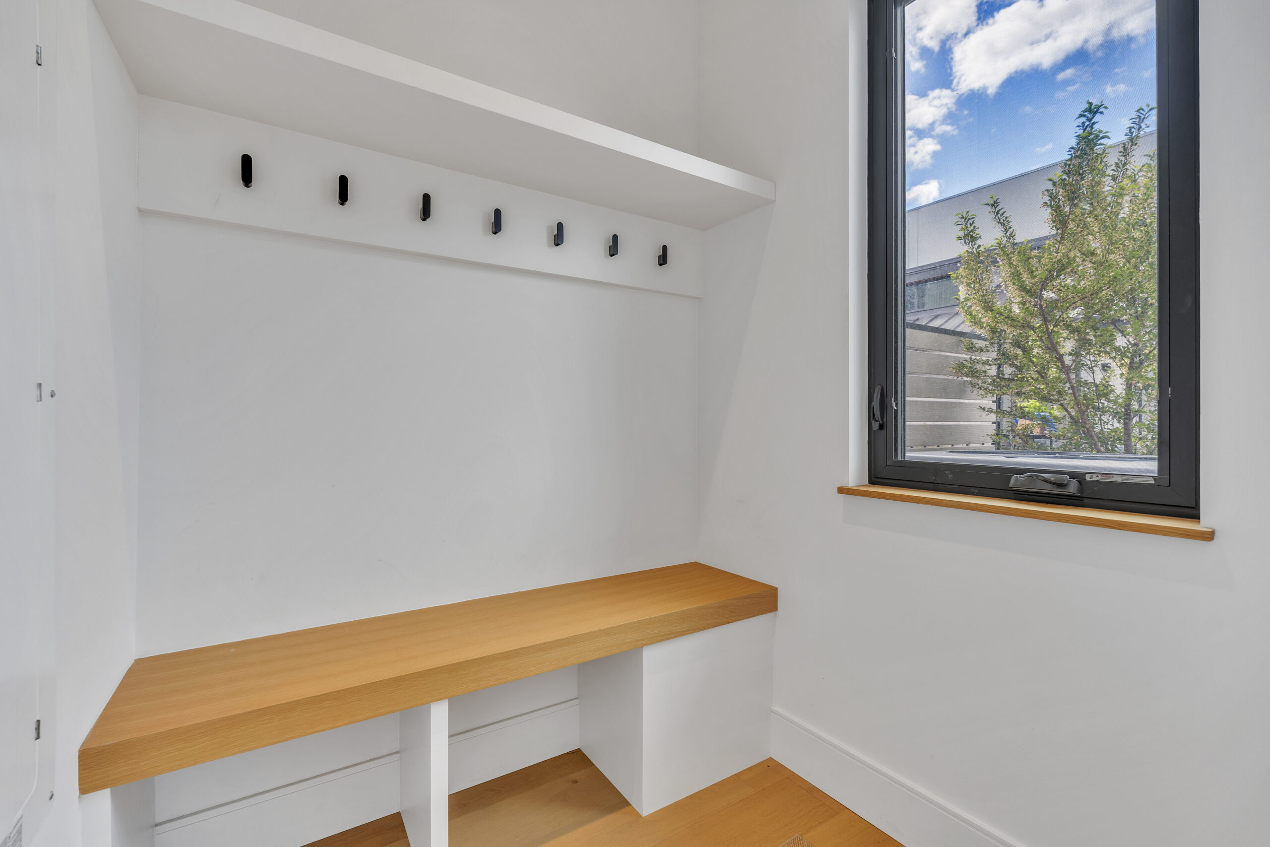 210 Anna Avenue Naramata V0H 1N1