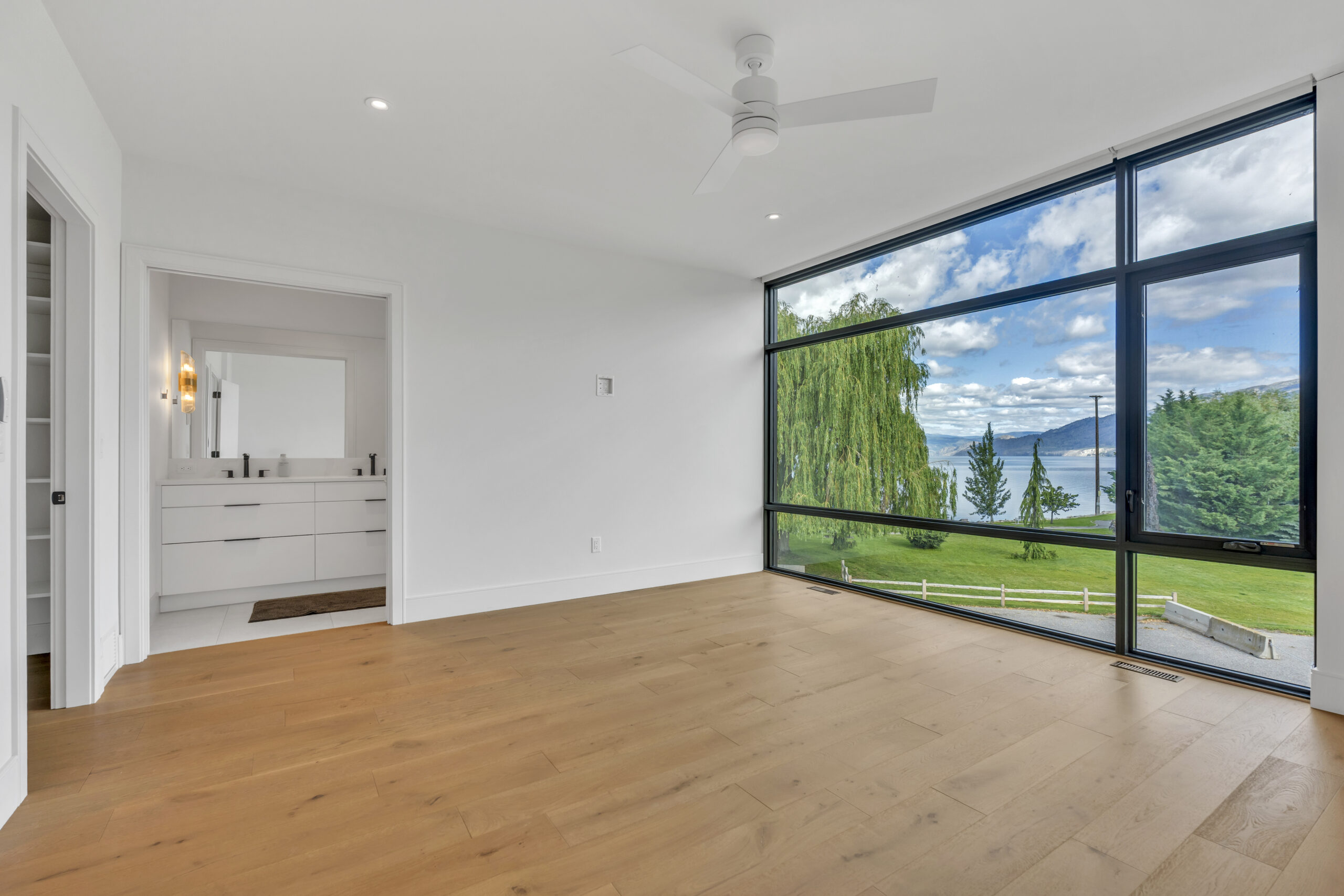 210 Anna Avenue Naramata V0H 1N1