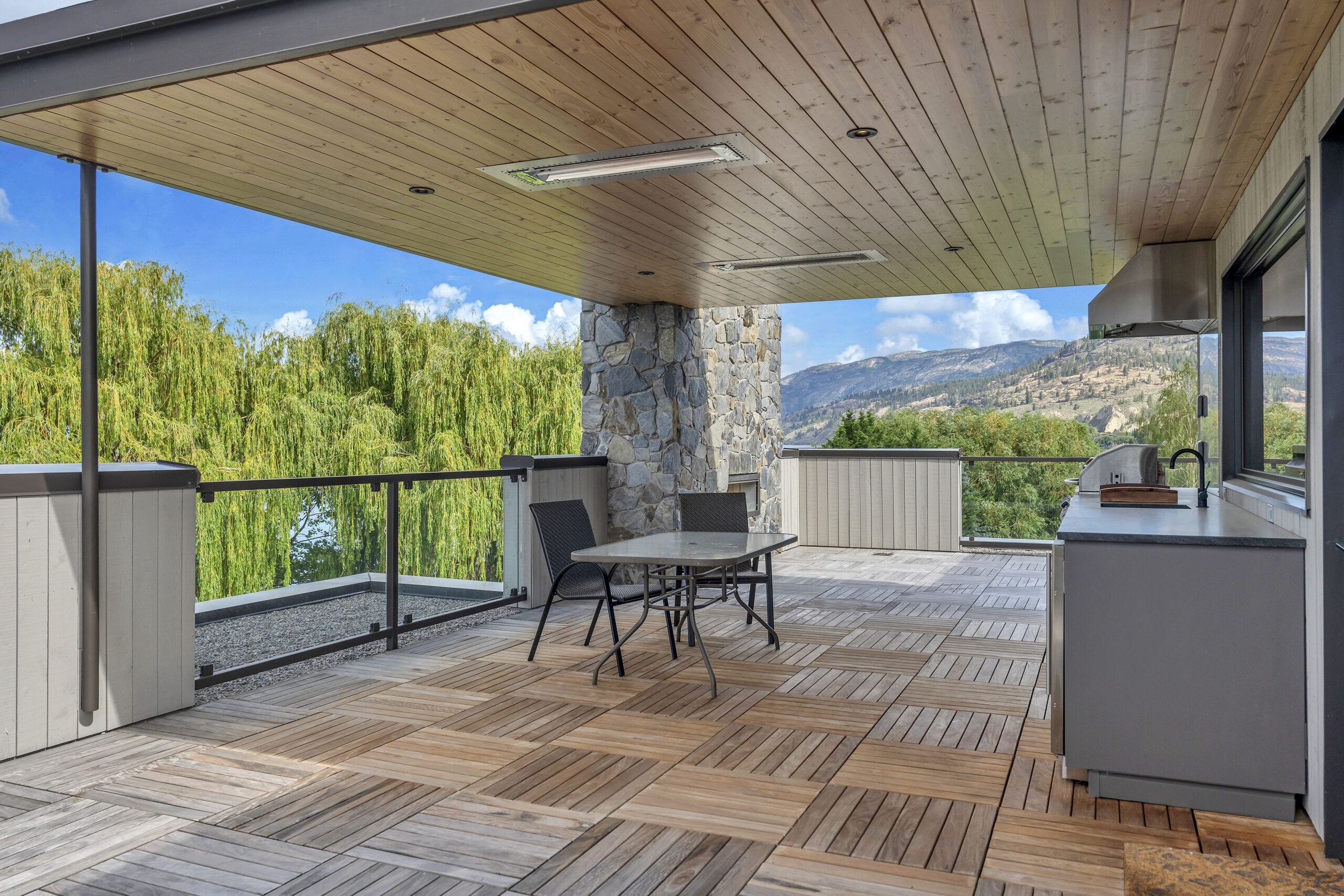 210 Anna Avenue Naramata V0H 1N1