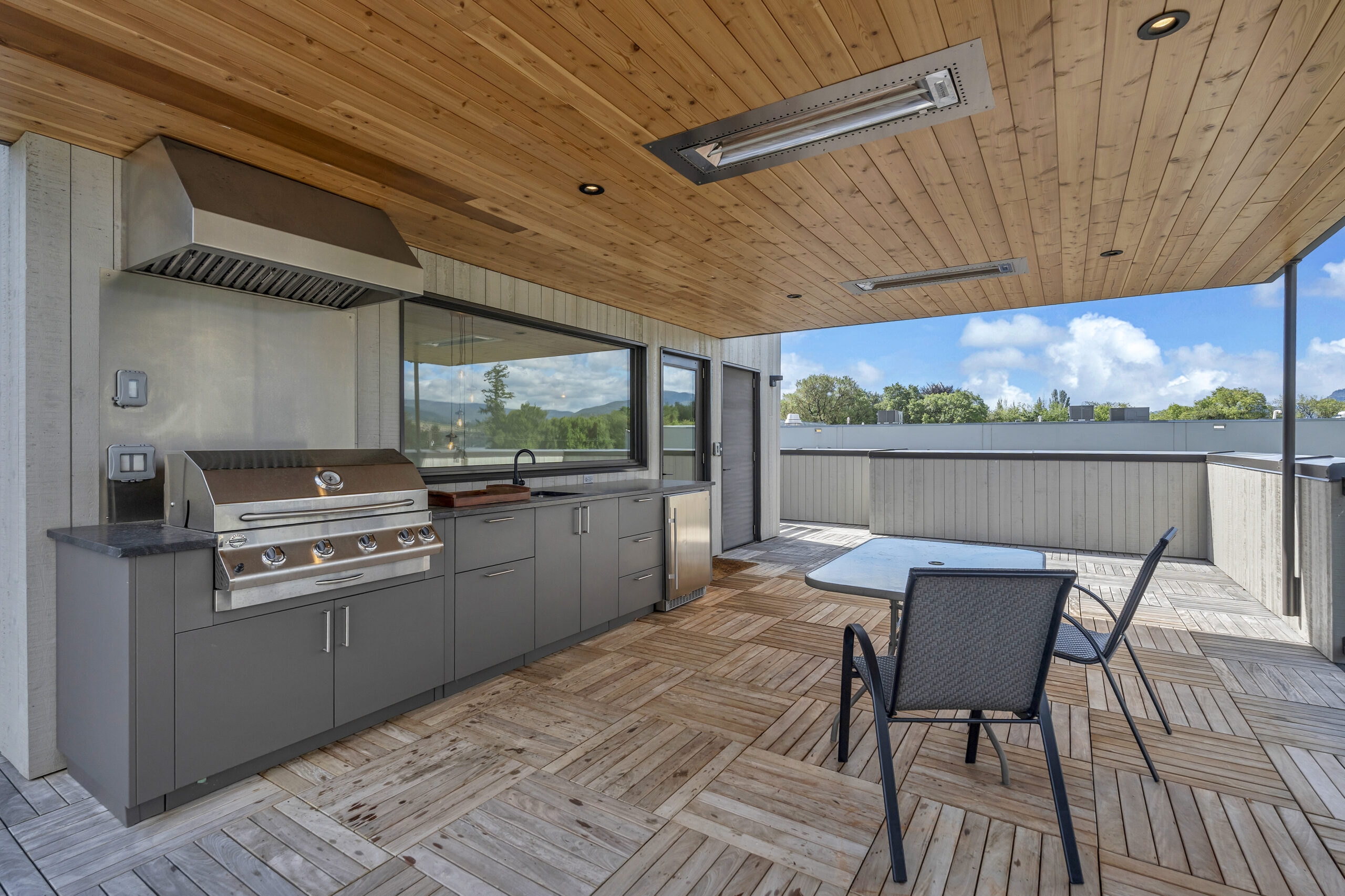 210 Anna Avenue Naramata V0H 1N1
