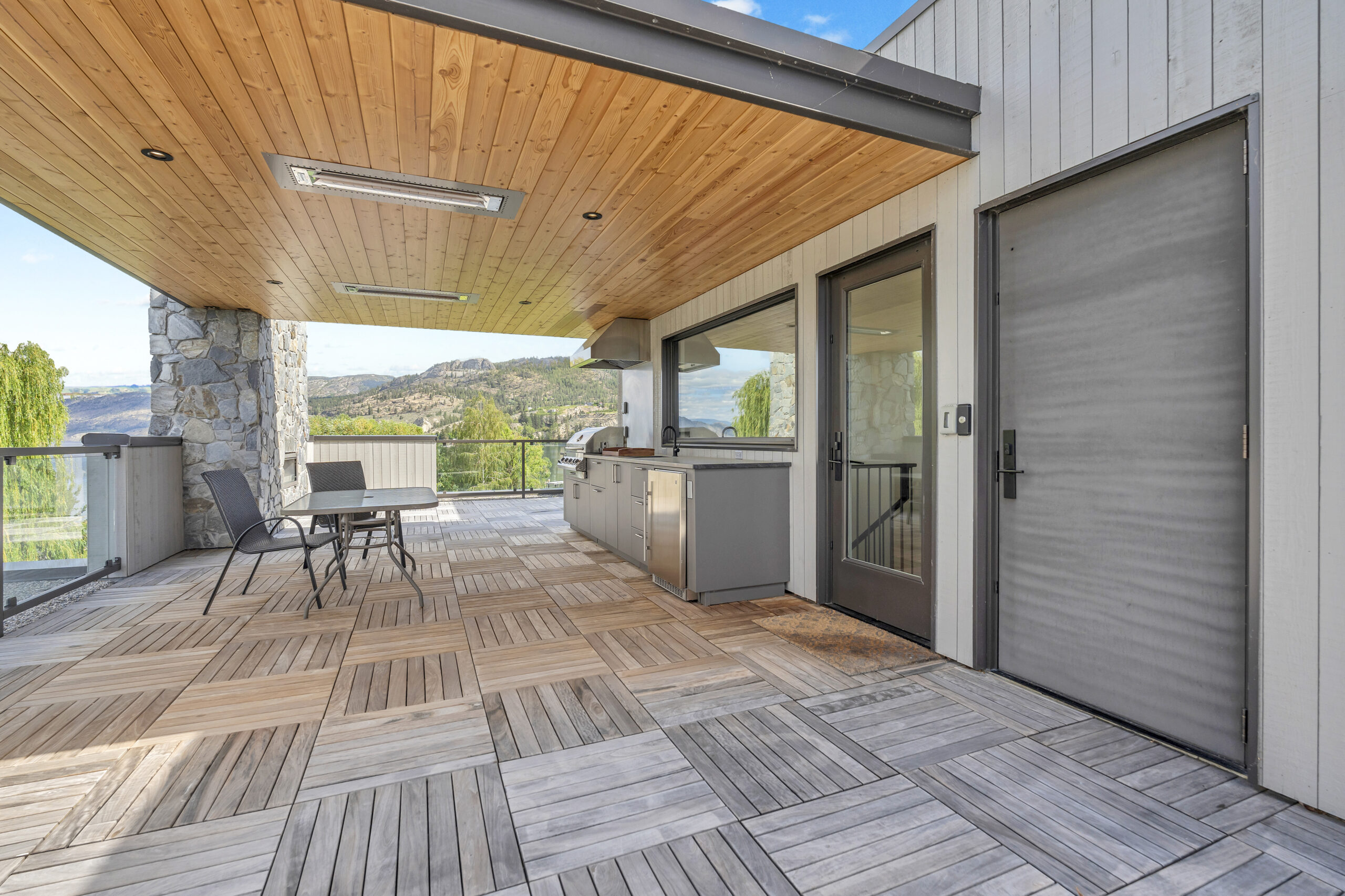 210 Anna Avenue Naramata V0H 1N1