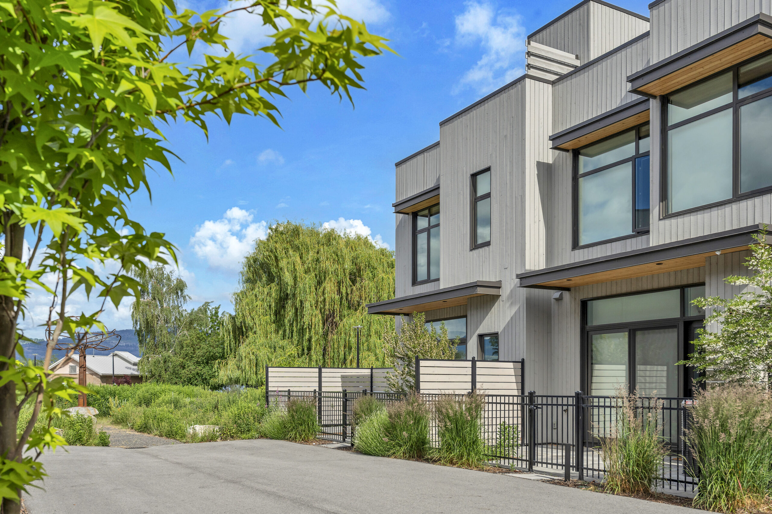 210 Anna Avenue Naramata V0H 1N1