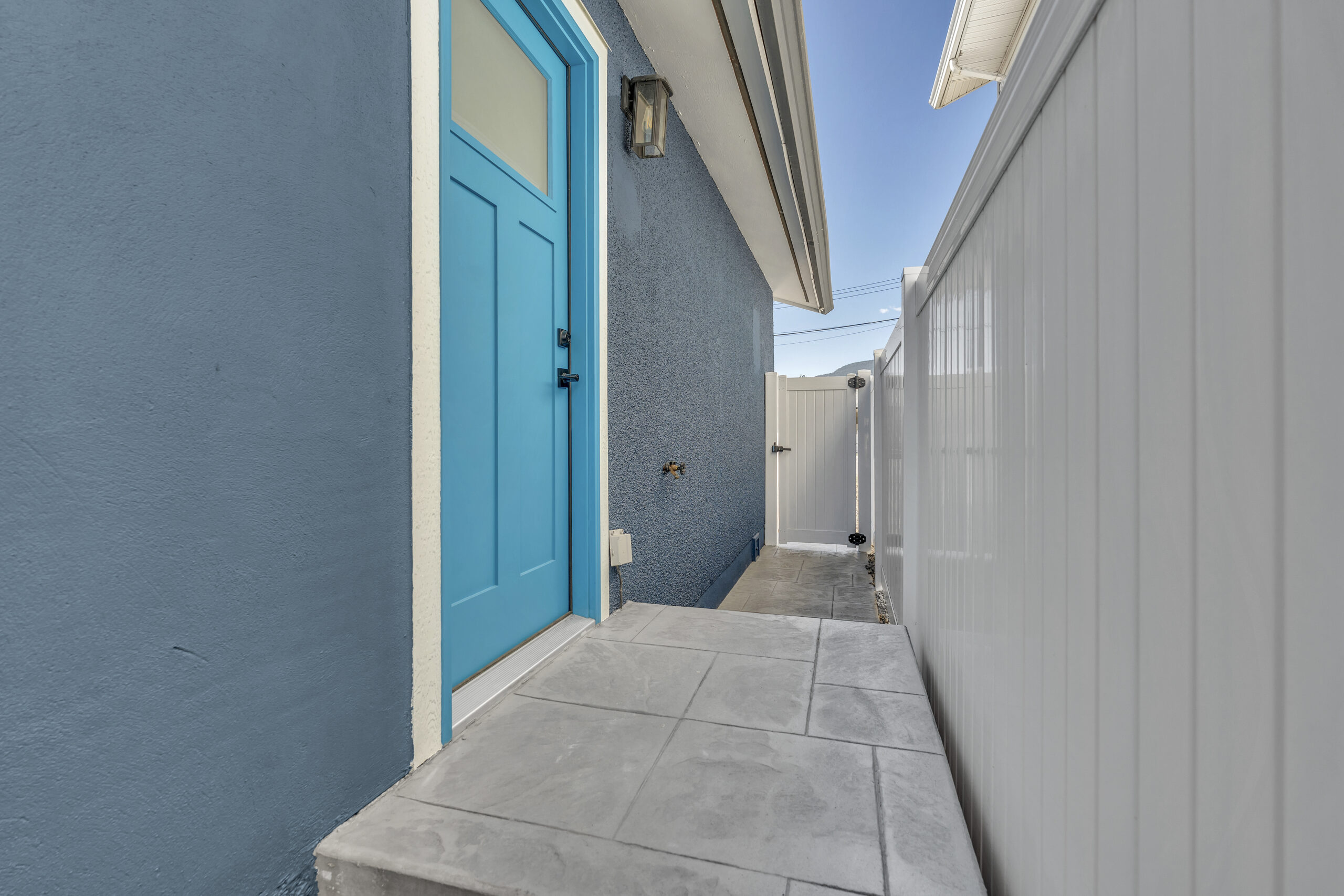 787 Kamloops Avenue Penticton V2A 2J3
