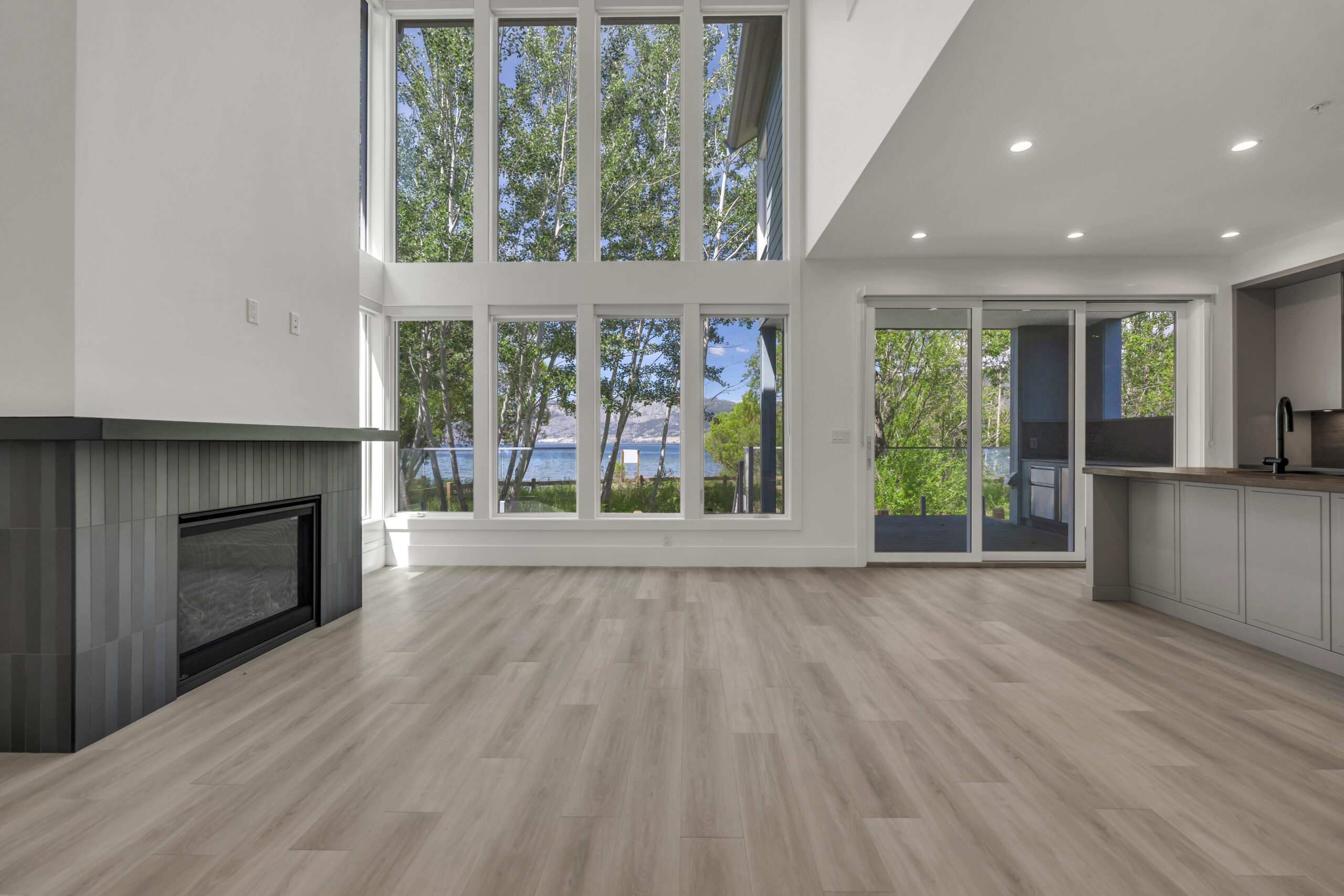 3120 Landry Crescent Summerland V0H 1Z9