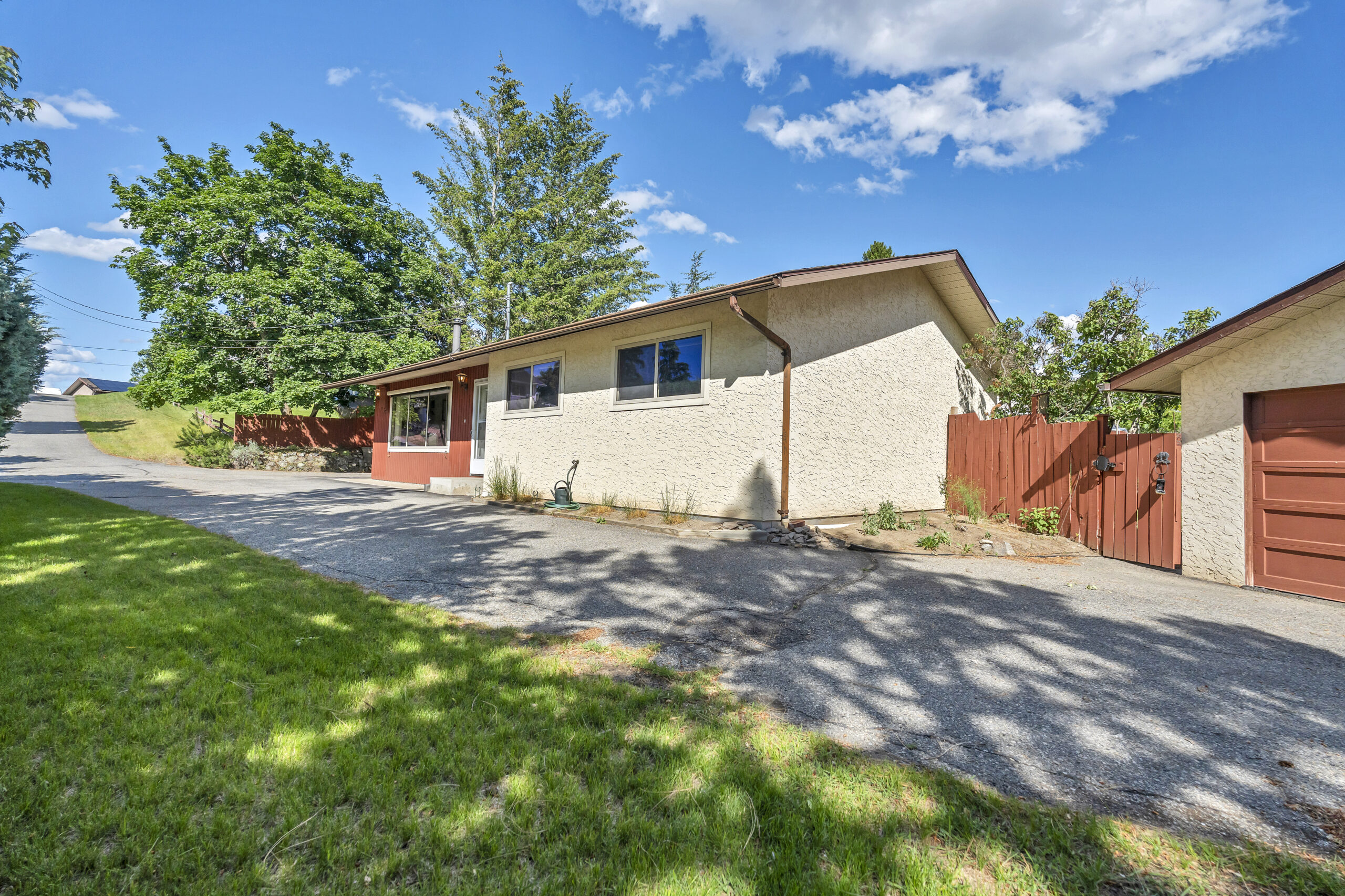 152 Arlayne Road Kaleden V0H 1K0