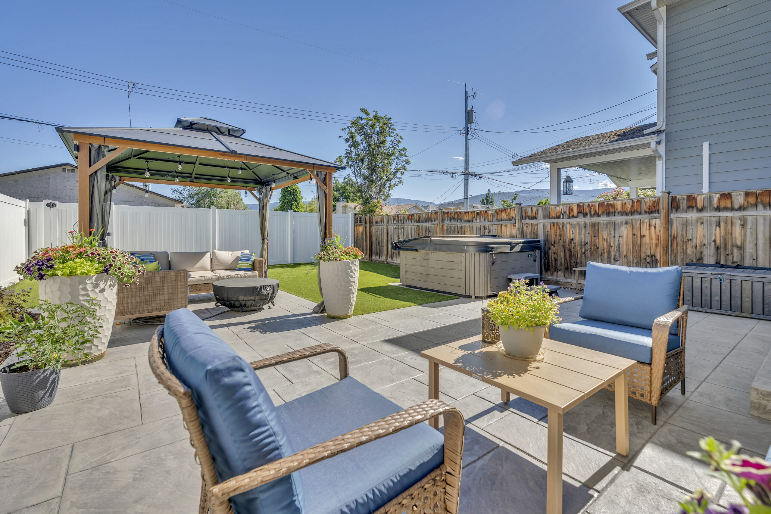 787 Kamloops Avenue Penticton V2A 2J3