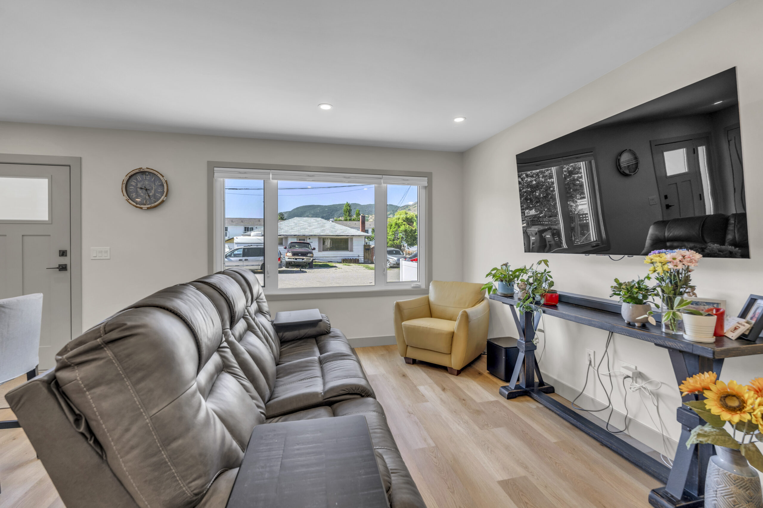 787 Kamloops Avenue Penticton V2A 2J3