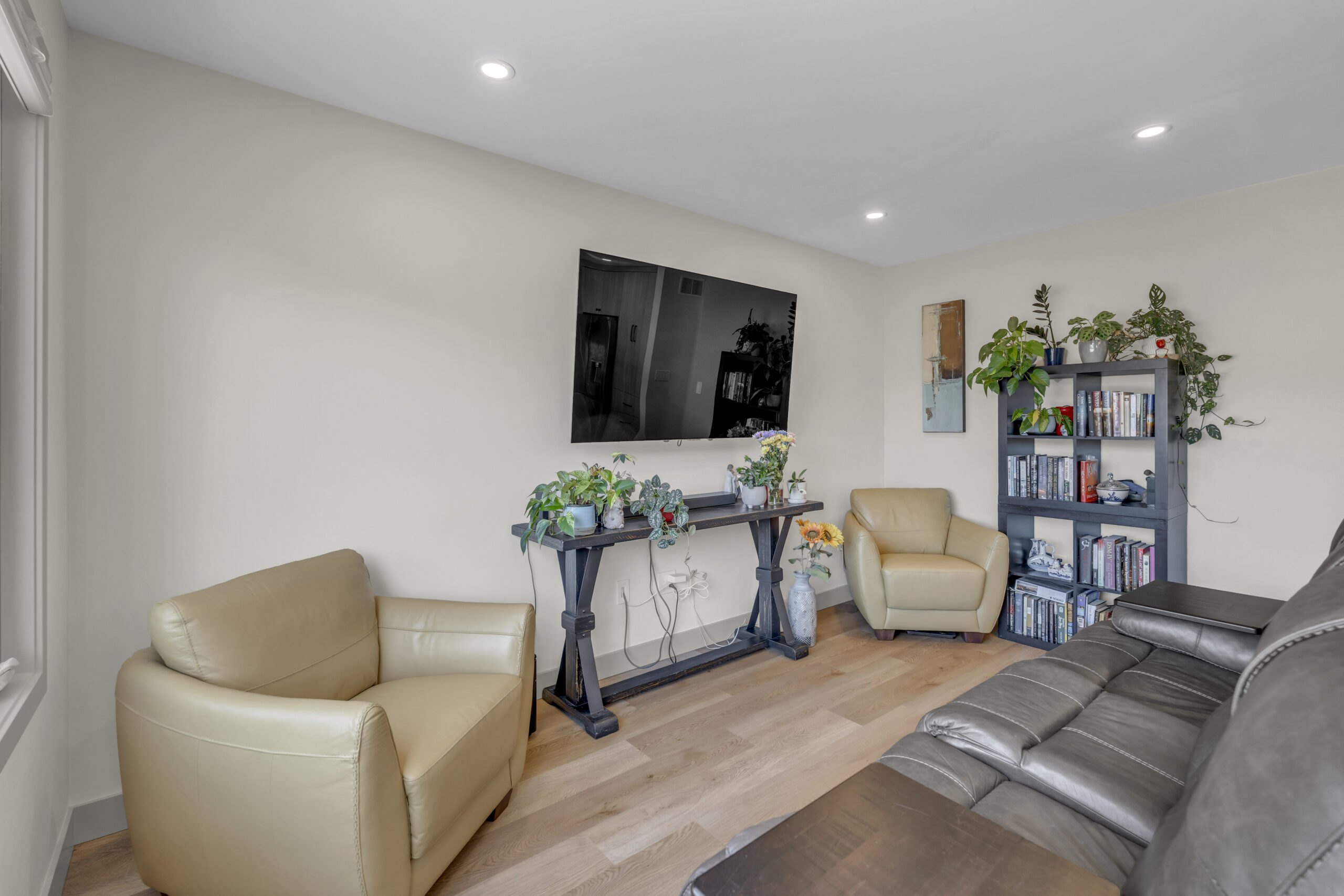 787 Kamloops Avenue Penticton V2A 2J3
