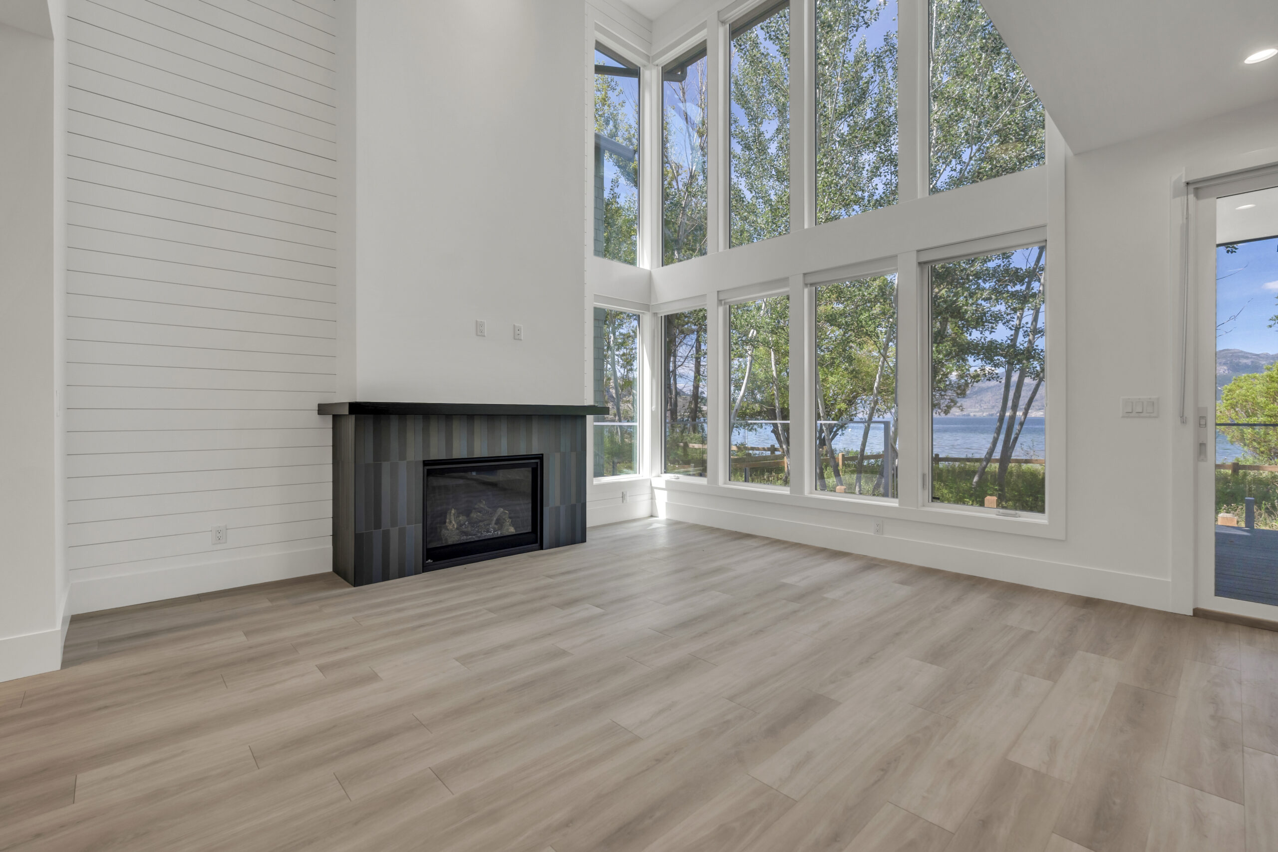 3120 Landry Crescent Summerland V0H 1Z9