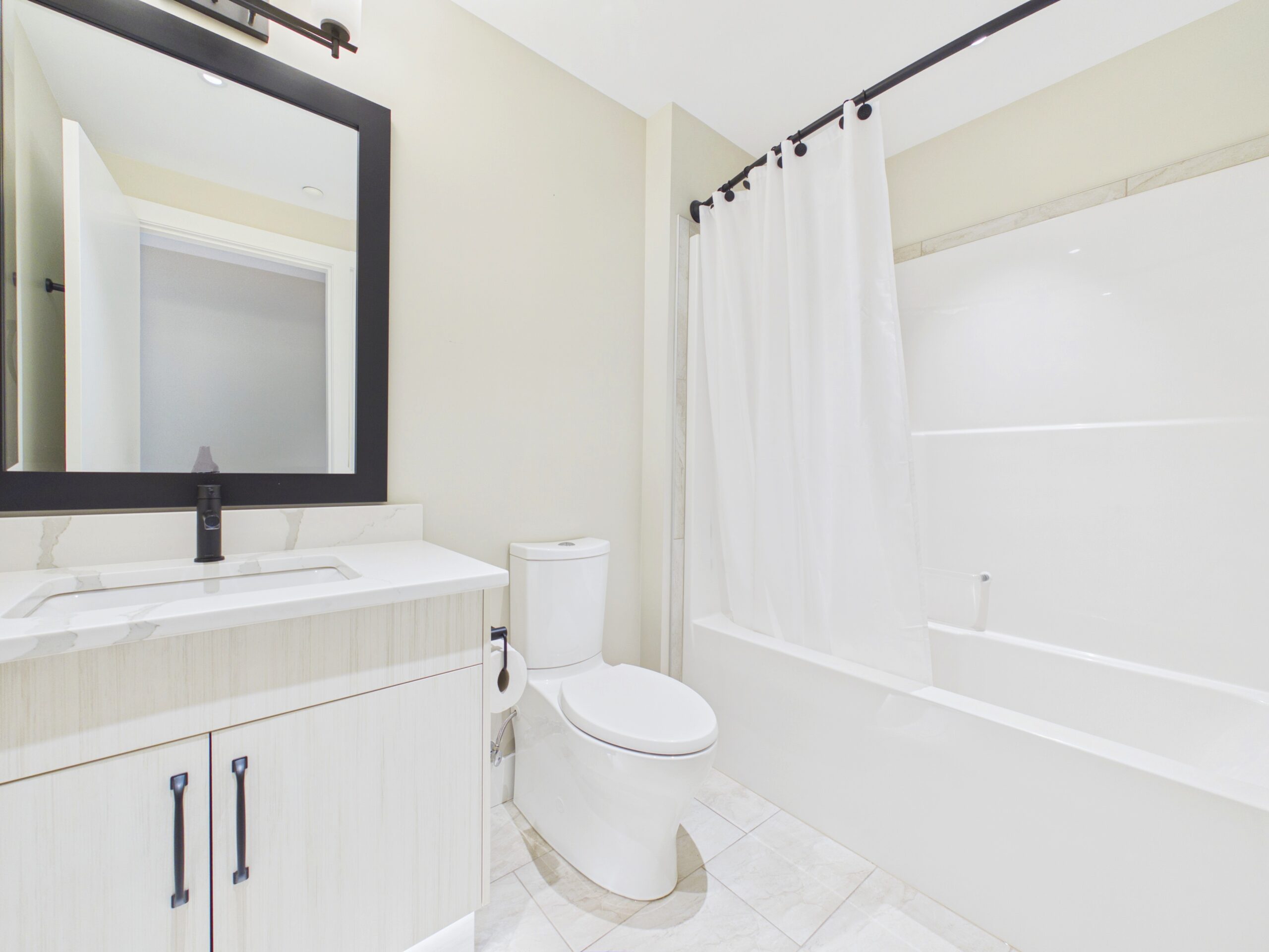 110 Ellis Street 308 Penticton V2A 4L5