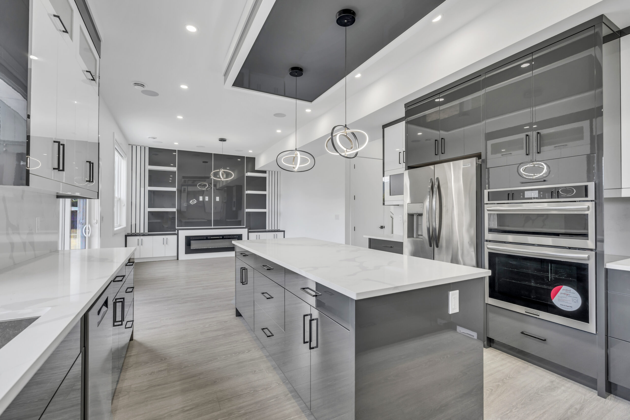 1720 Treffry Place Summerland V0H 1Z5