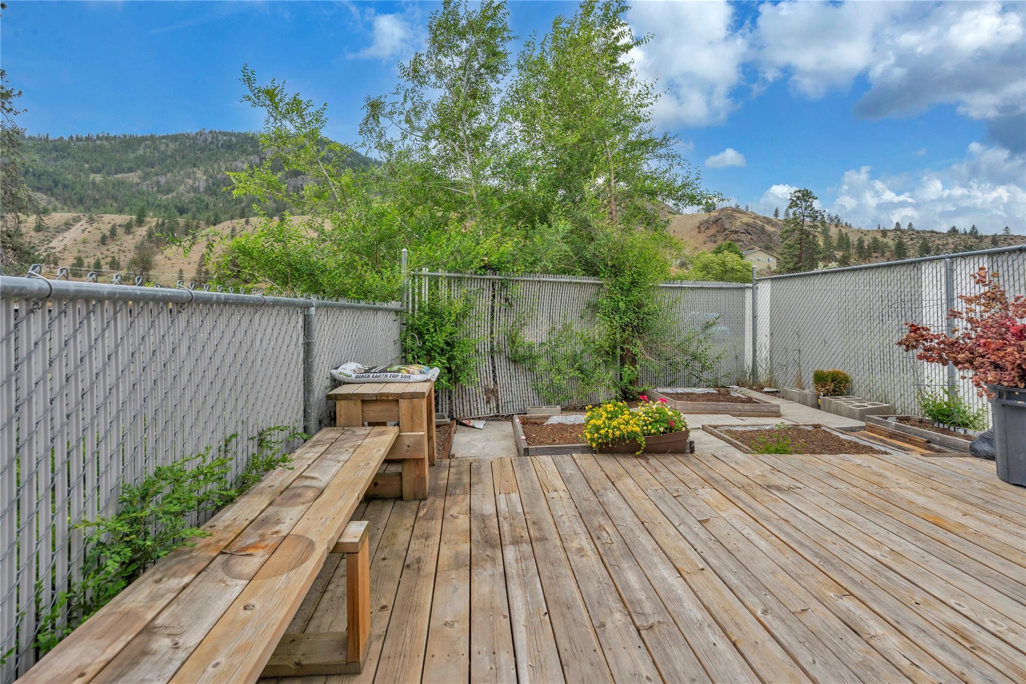 1020 Cedar Street 10 Okanagan Falls V0H 1R5