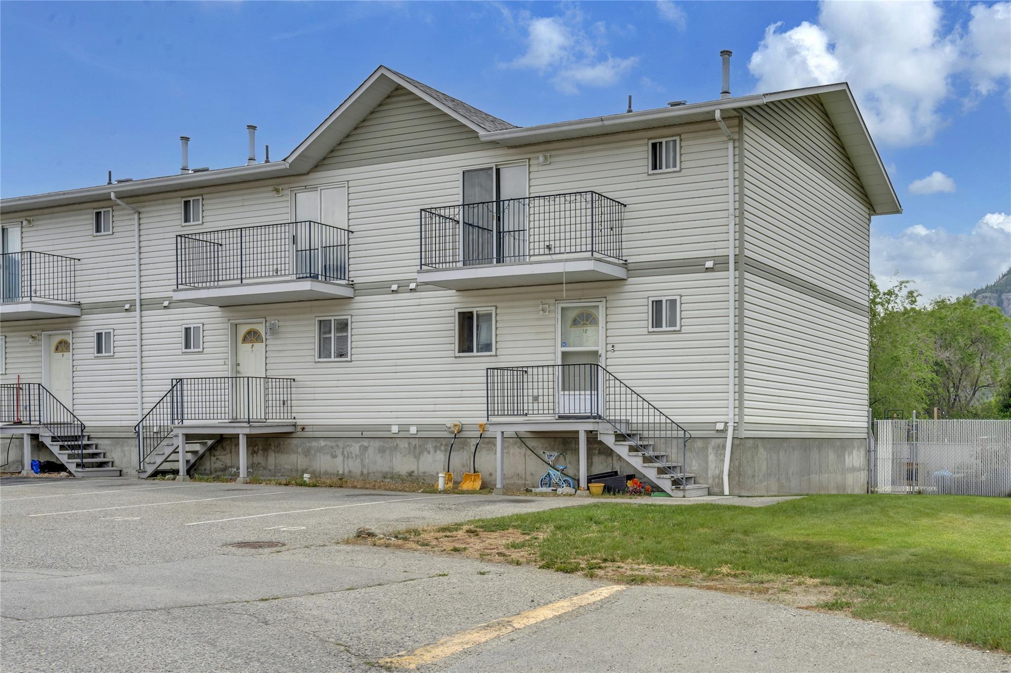 1020 Cedar Street 10 Okanagan Falls V0H 1R5